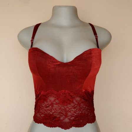 UK 10 - St Bernard Wine Lingerie Top 34B Cup