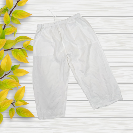 UK 14 - Preloved White Linen Shorts