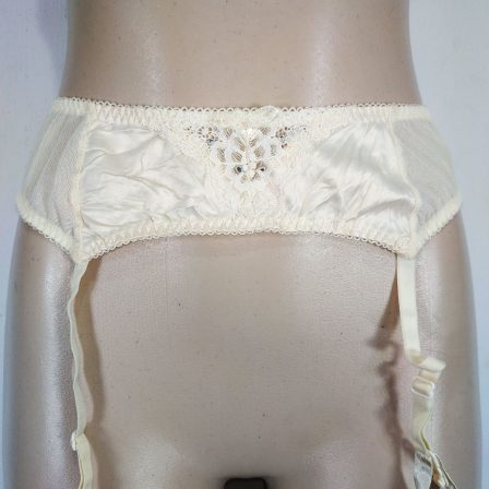 Secret Possessions Nude Satin Mix Hip Suspender