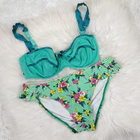 UK 10 - Preloved Print(34D Cup) Two Piece Swimwear (Premium)