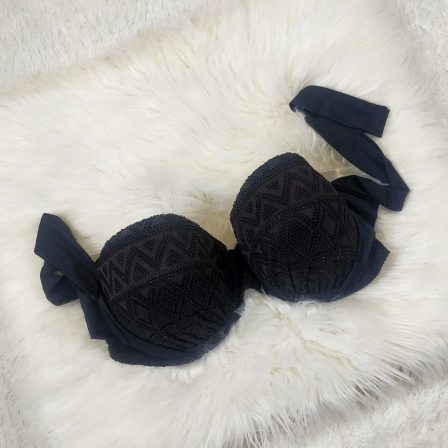 UK 18 - Preloved Black Swim Bra