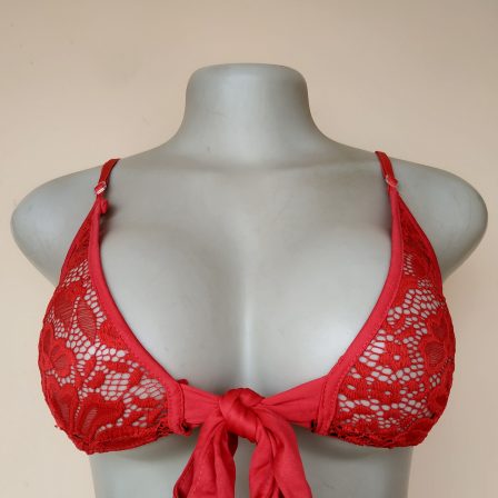 UK 6 - Prettylittlething Red Bralette