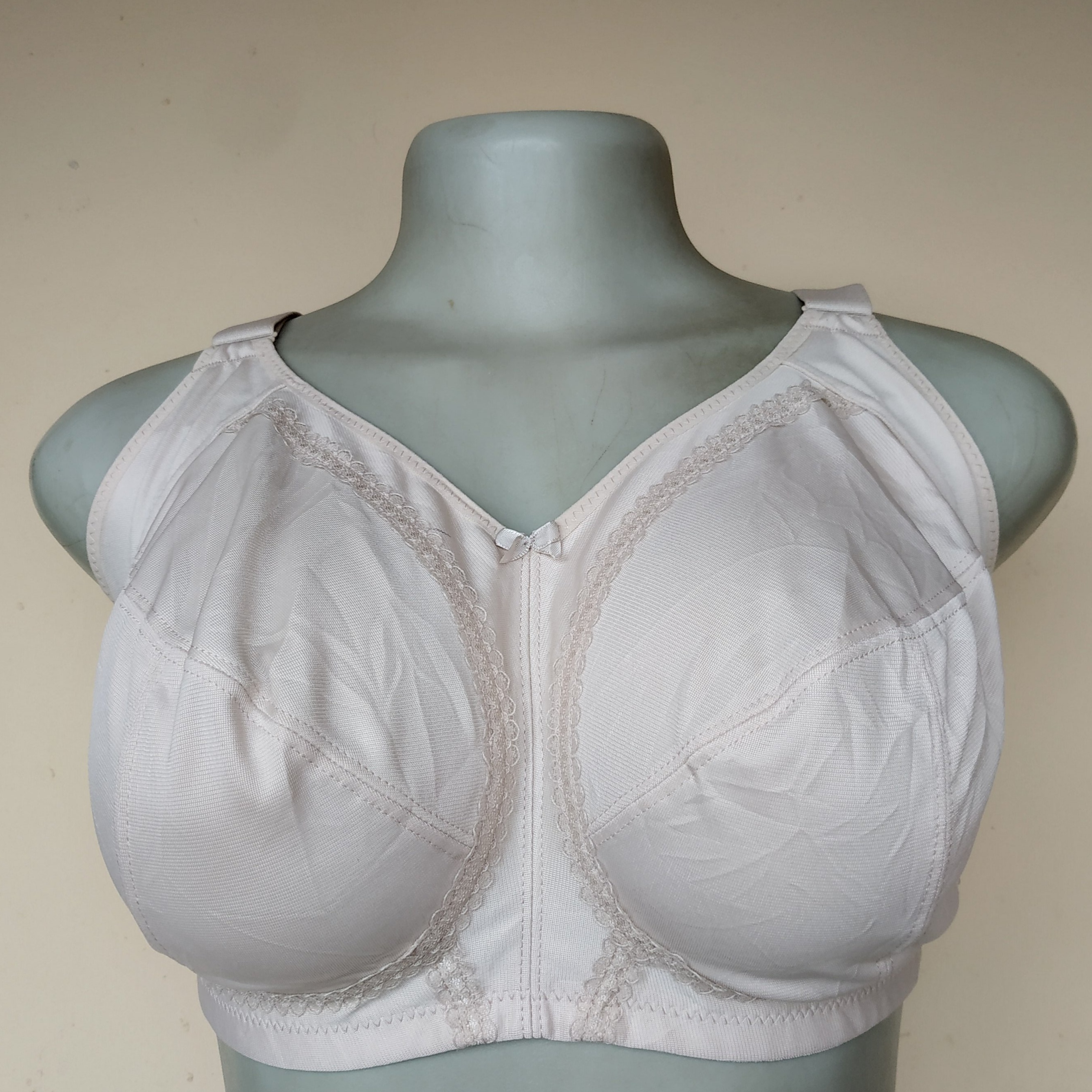 36G – M&S Nude Non Wired Non Padded Bra – Okriks