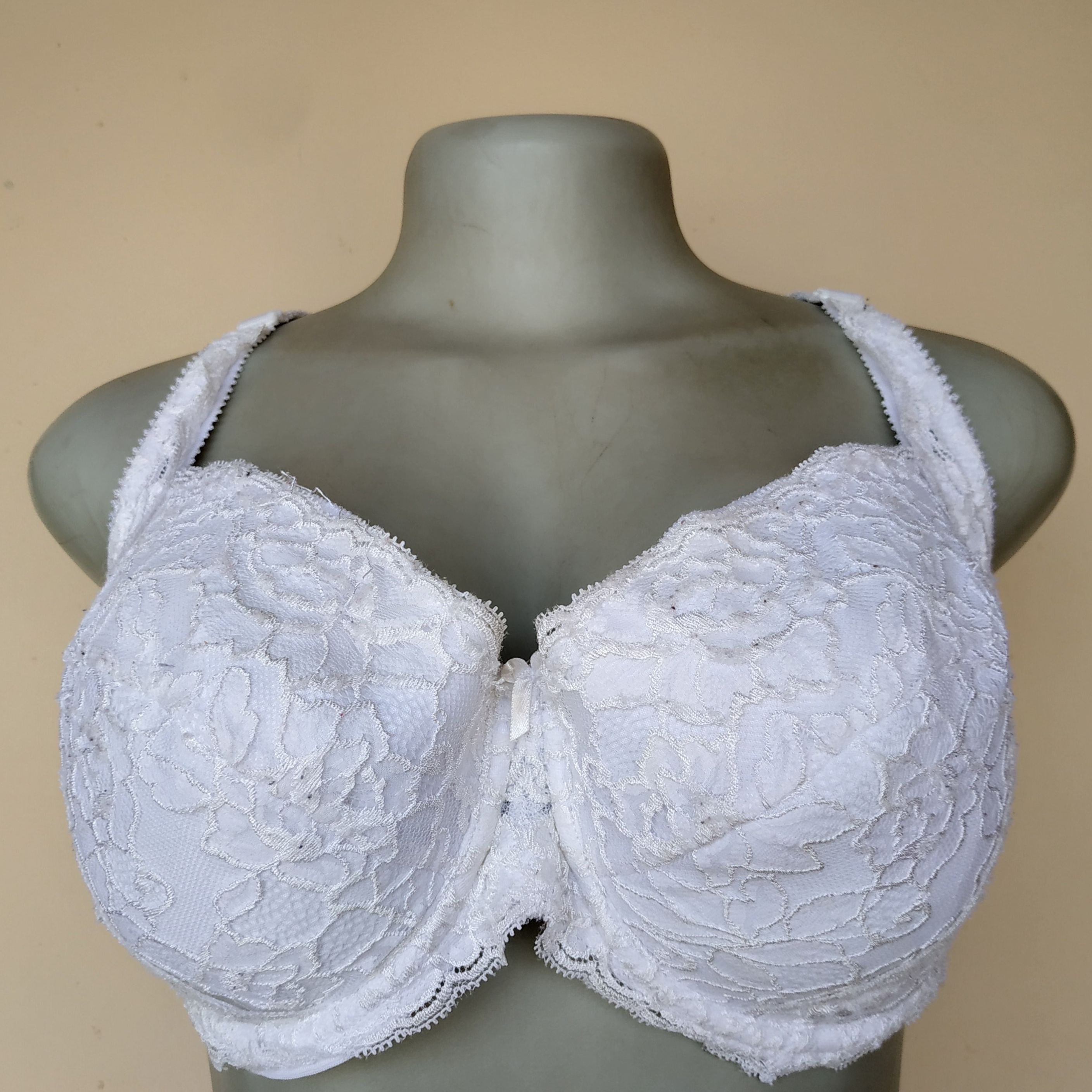 42C - M&S OFF White Non Padded Bra