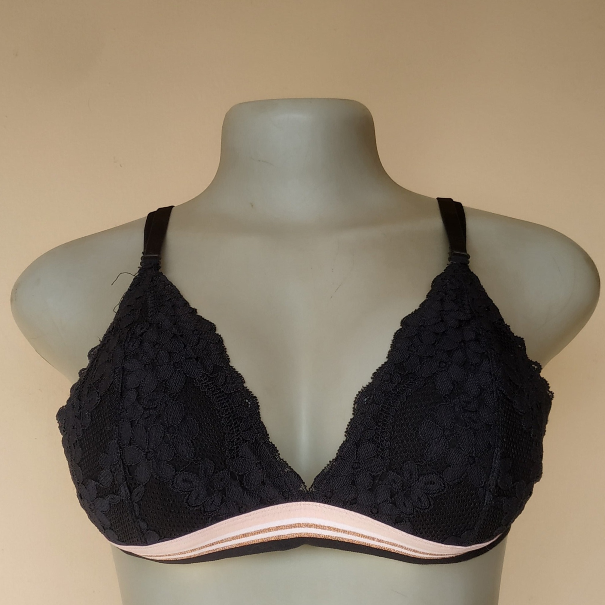 UK 10 - Unbranded Bralette