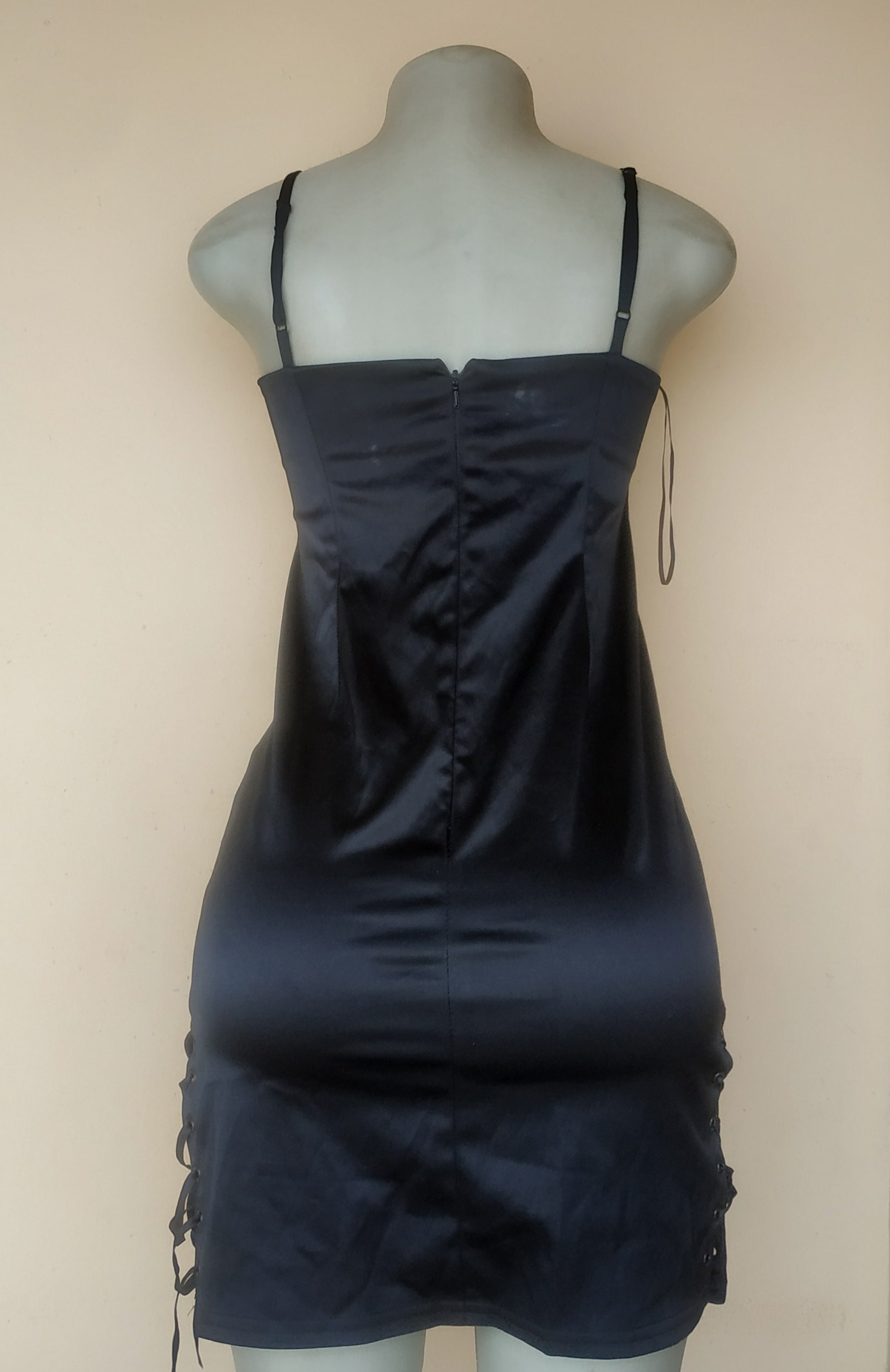 RKc9LymVb66uT7ThZdn_2MmJ30Bgp4-6_fOmb4iWH5w