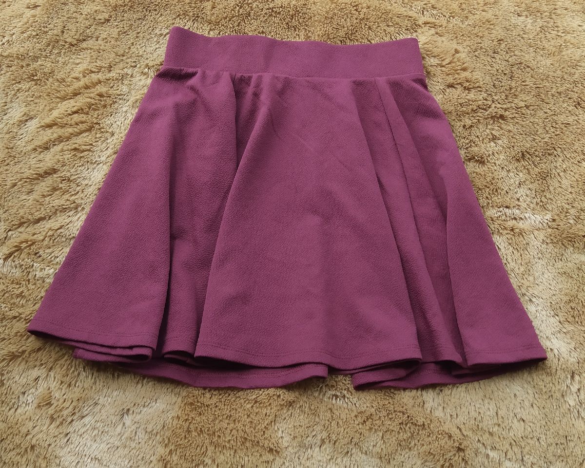 12 yrs New Look Girls Wine Skirt