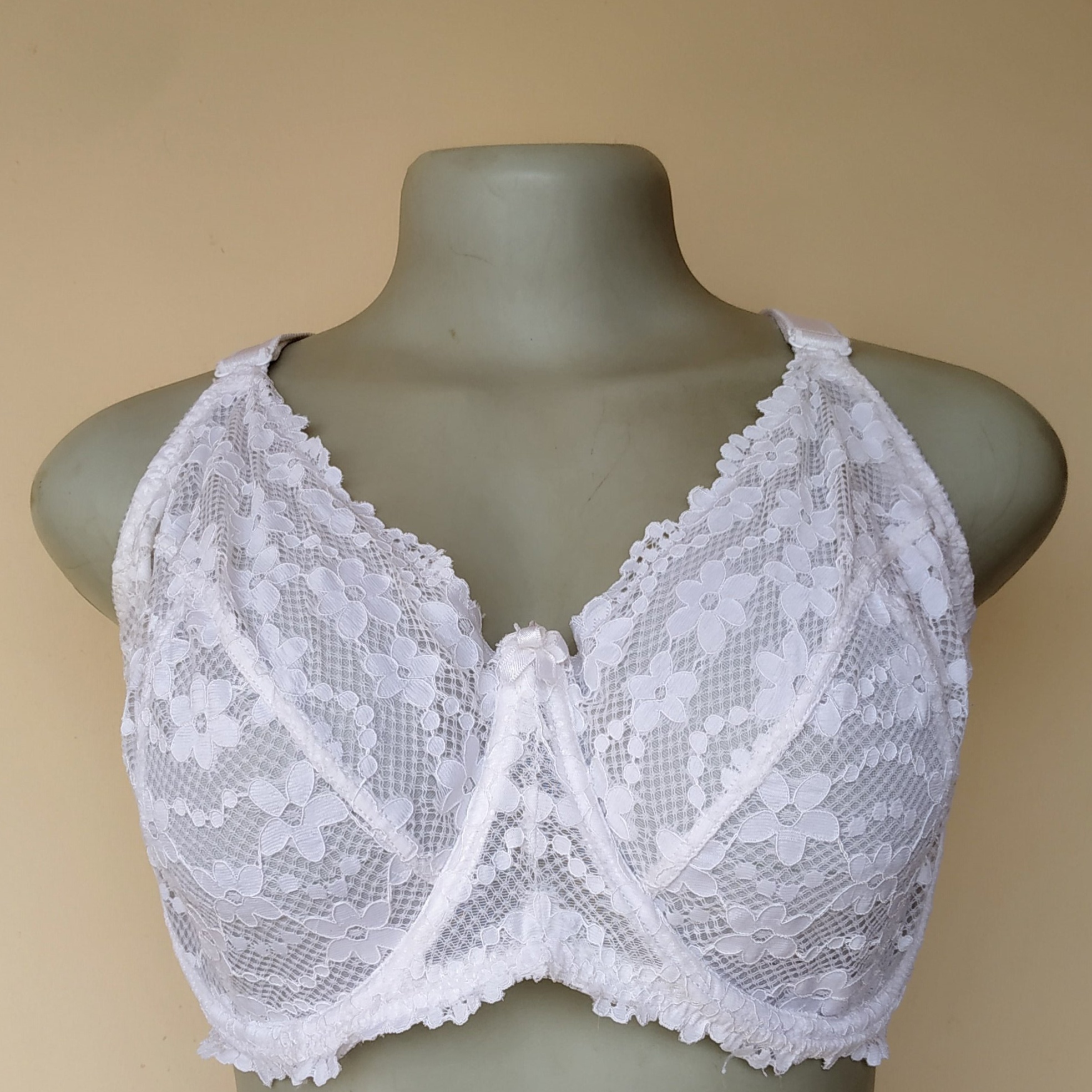 44E - Pretty Secrets OFF White Non PaDDed Bra