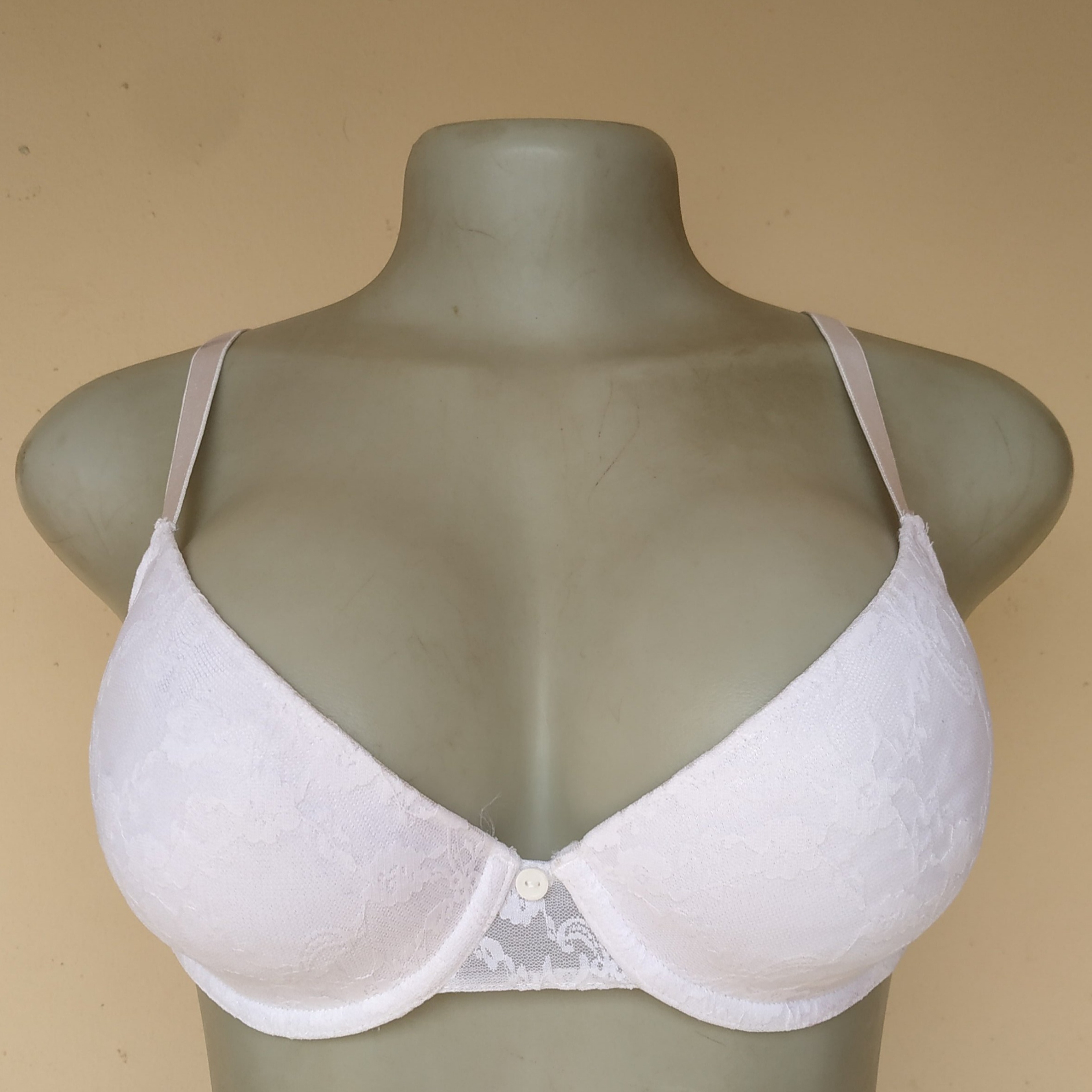 34C - Unbranded White Light Padded Bra
