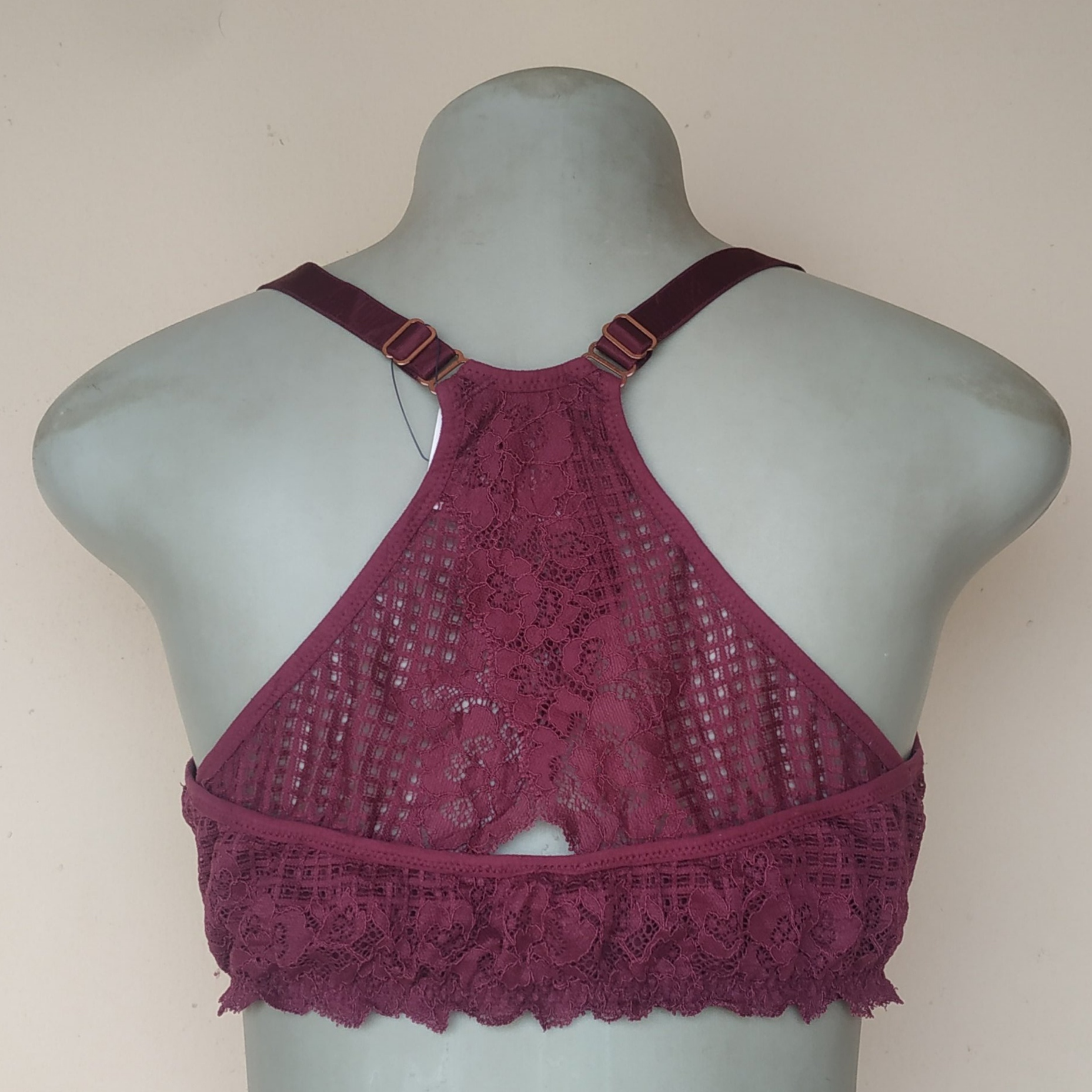 TCwjnrgfFedz_URetf3lgSSWctKC2Uru5AH8zflEvCE