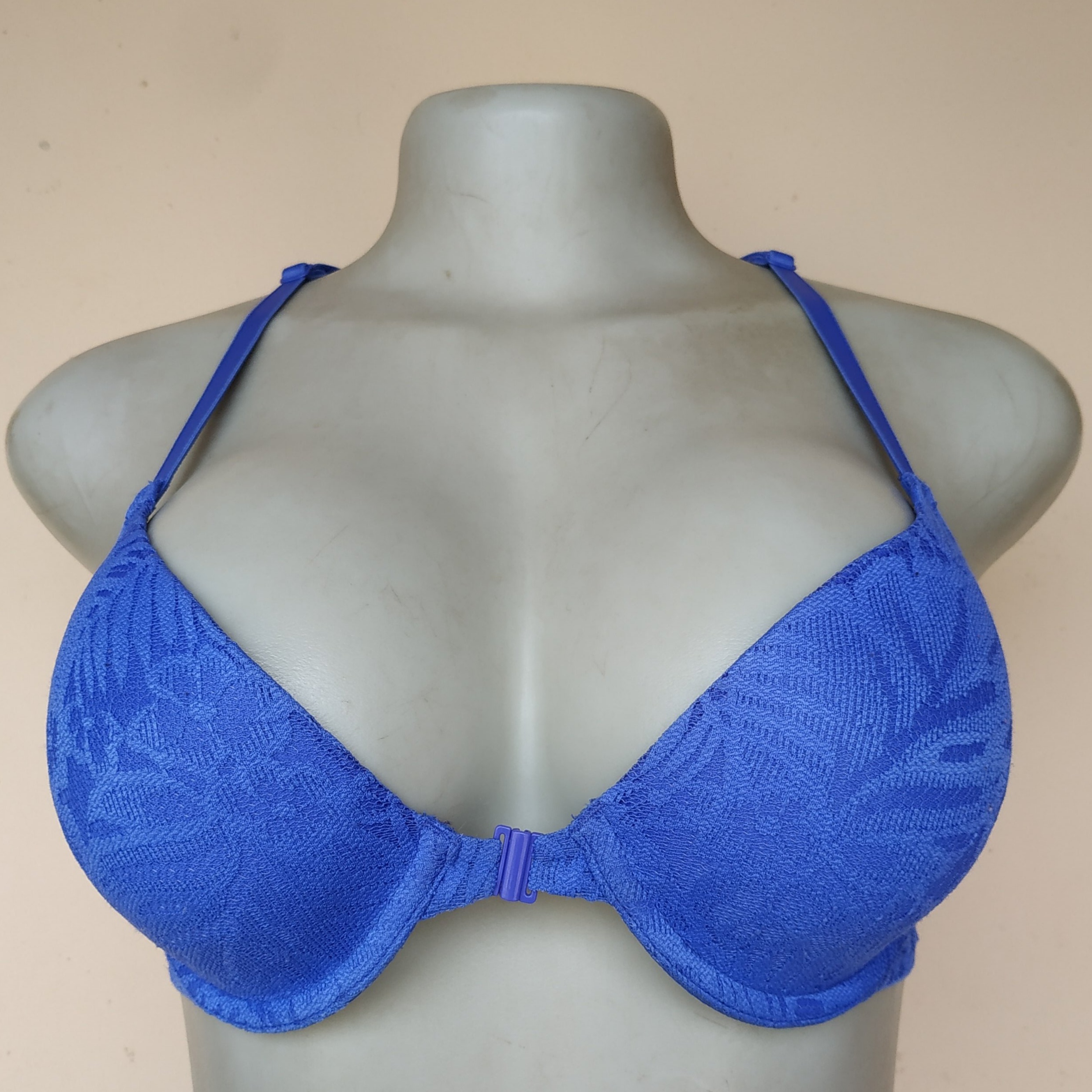 c_YFTYK8HU2mPVJbkxgLUm74UUMIGSgsdGbDbLvHTkg