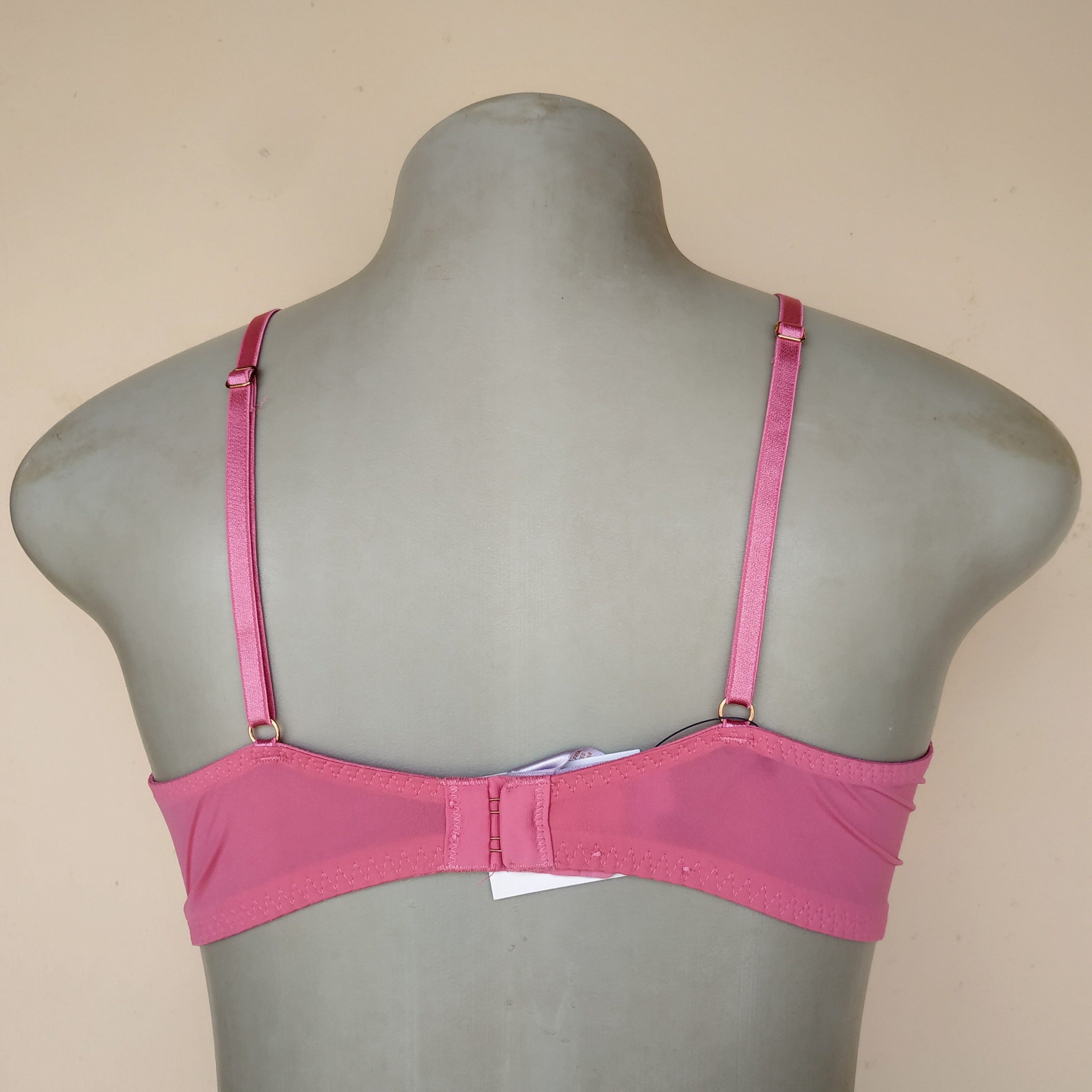 9ueIit0fcZ-pqi1Ac_8-cmT-0xfG_bh4KDKAxE8ckAg