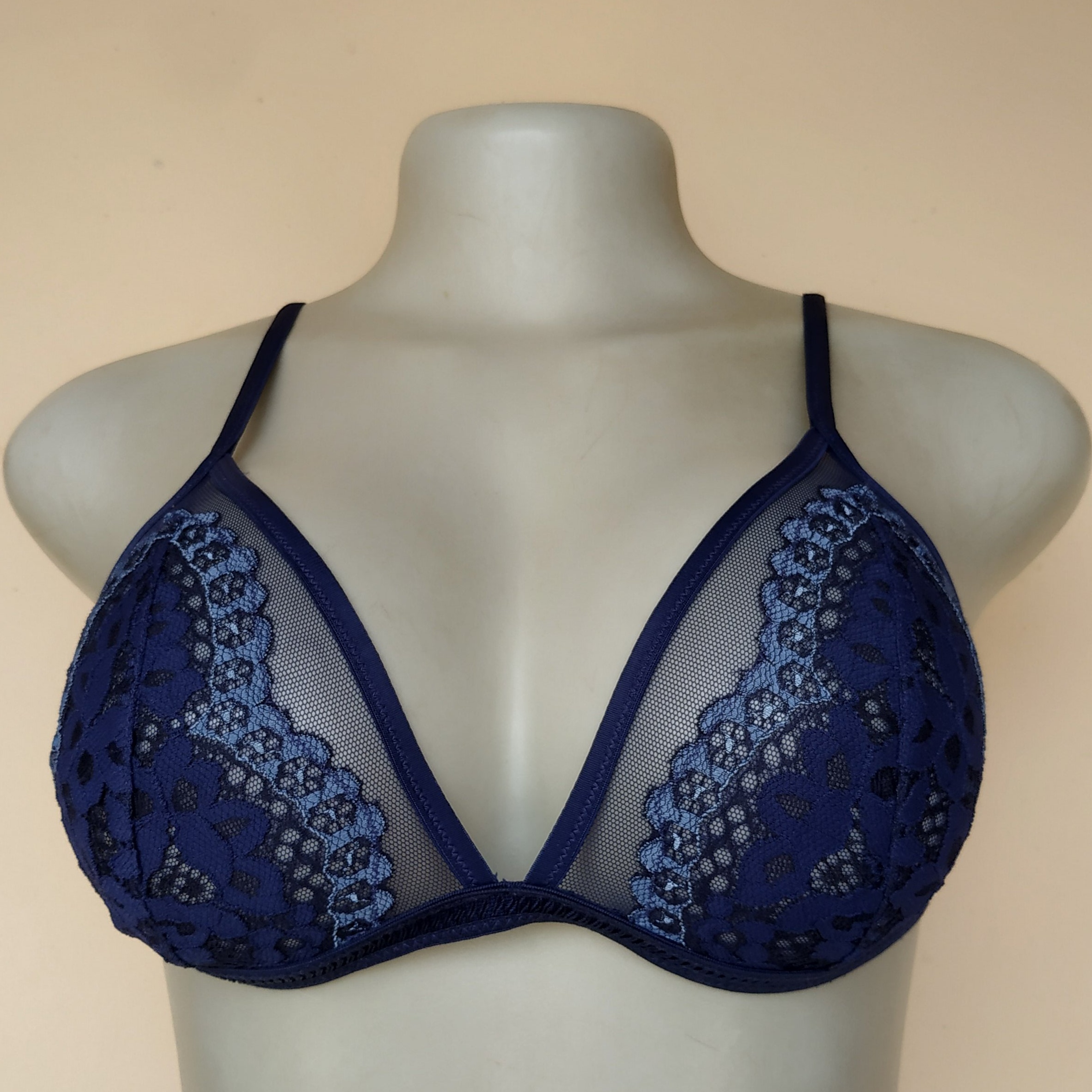 UK 10 - Unbranded Blue Mesh Bralette