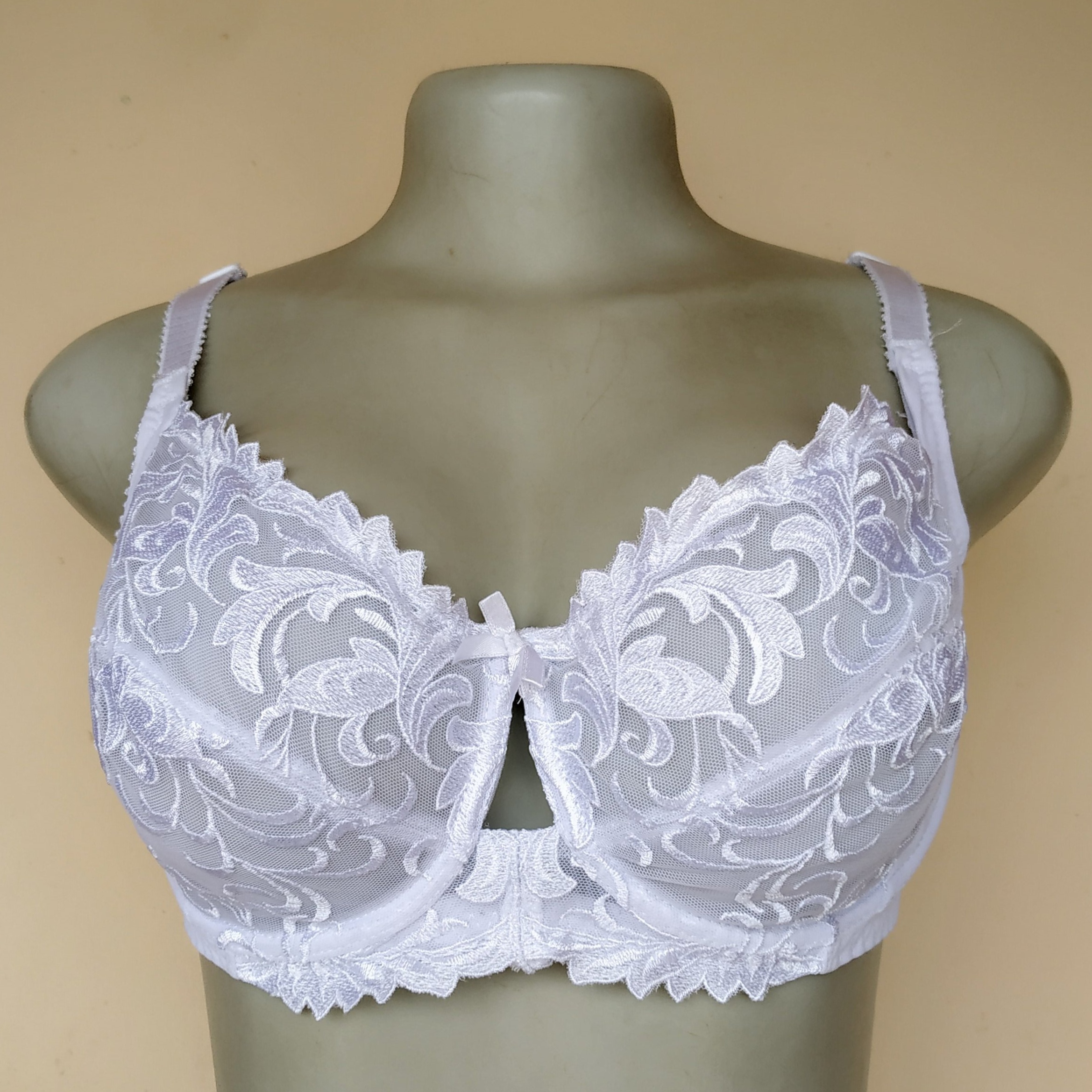 BxSbhmaasrENSEp_BxgLoyh0mx8FHhGFhGJU3CZF5mw