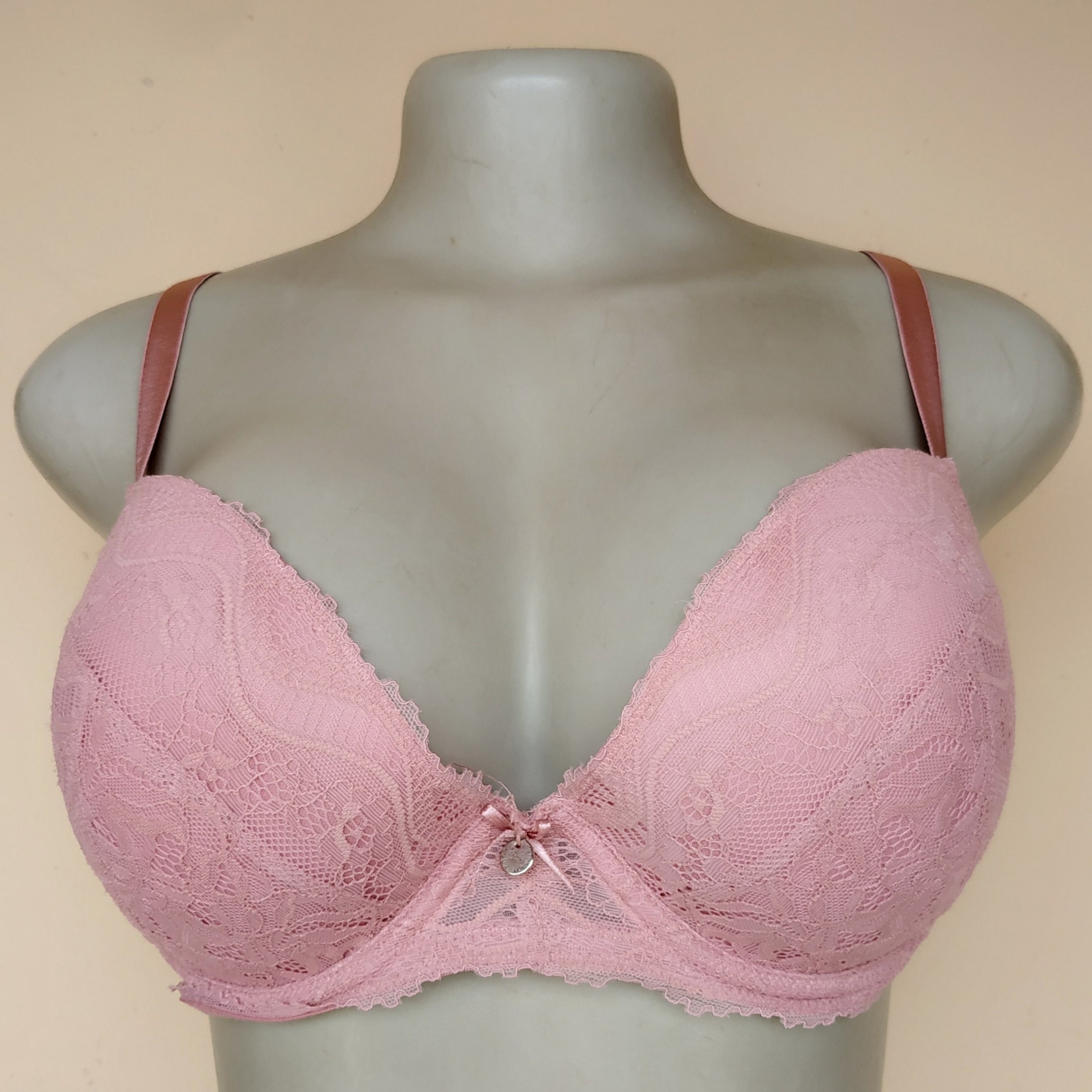 Ldn-r6i_RQ3jejVAQcS7MwwW6DsvAA8nP5kjkMmxXRA