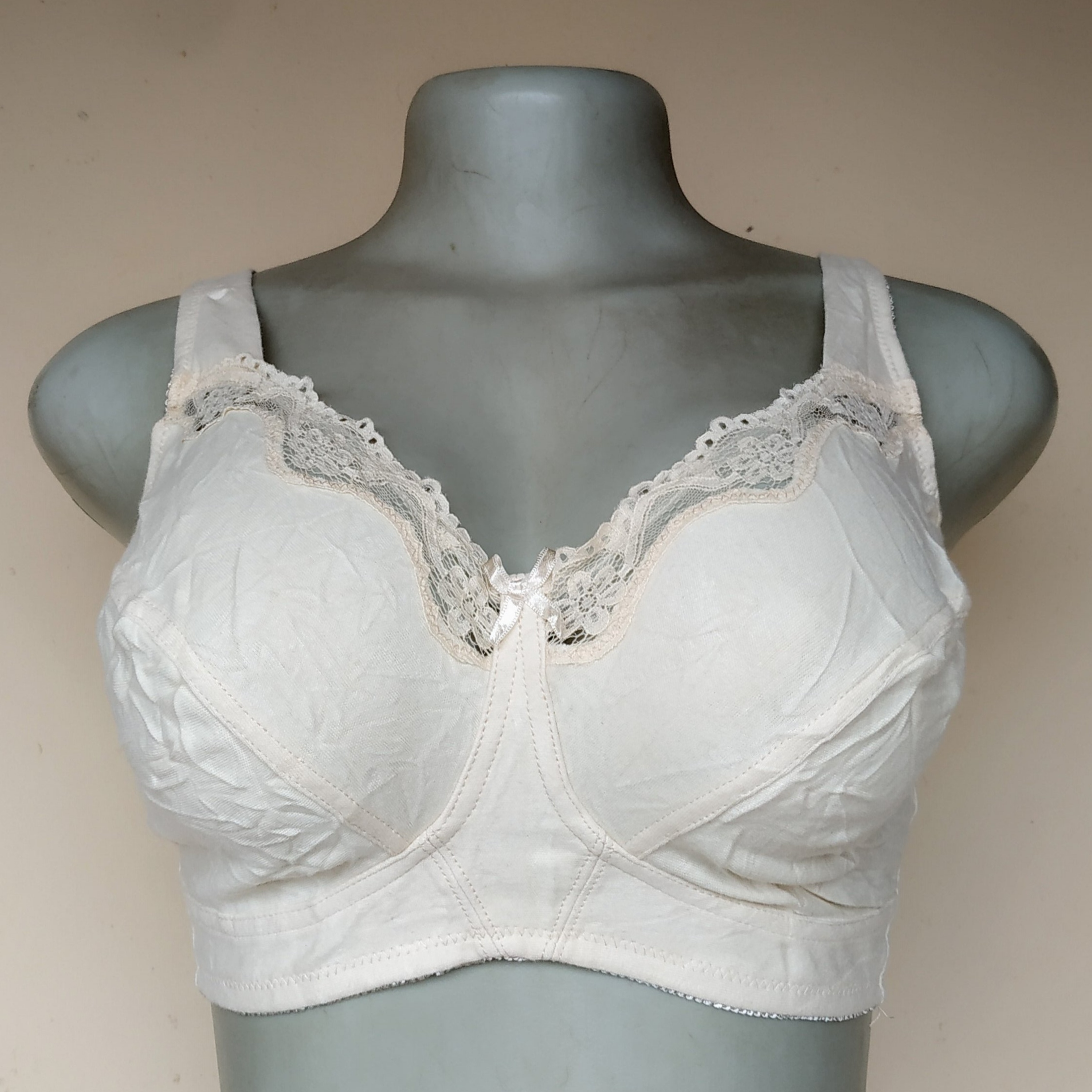 e4rkT4HaYqIxnxHqhot2xS1jOLpDMrl1an7PpytE03M