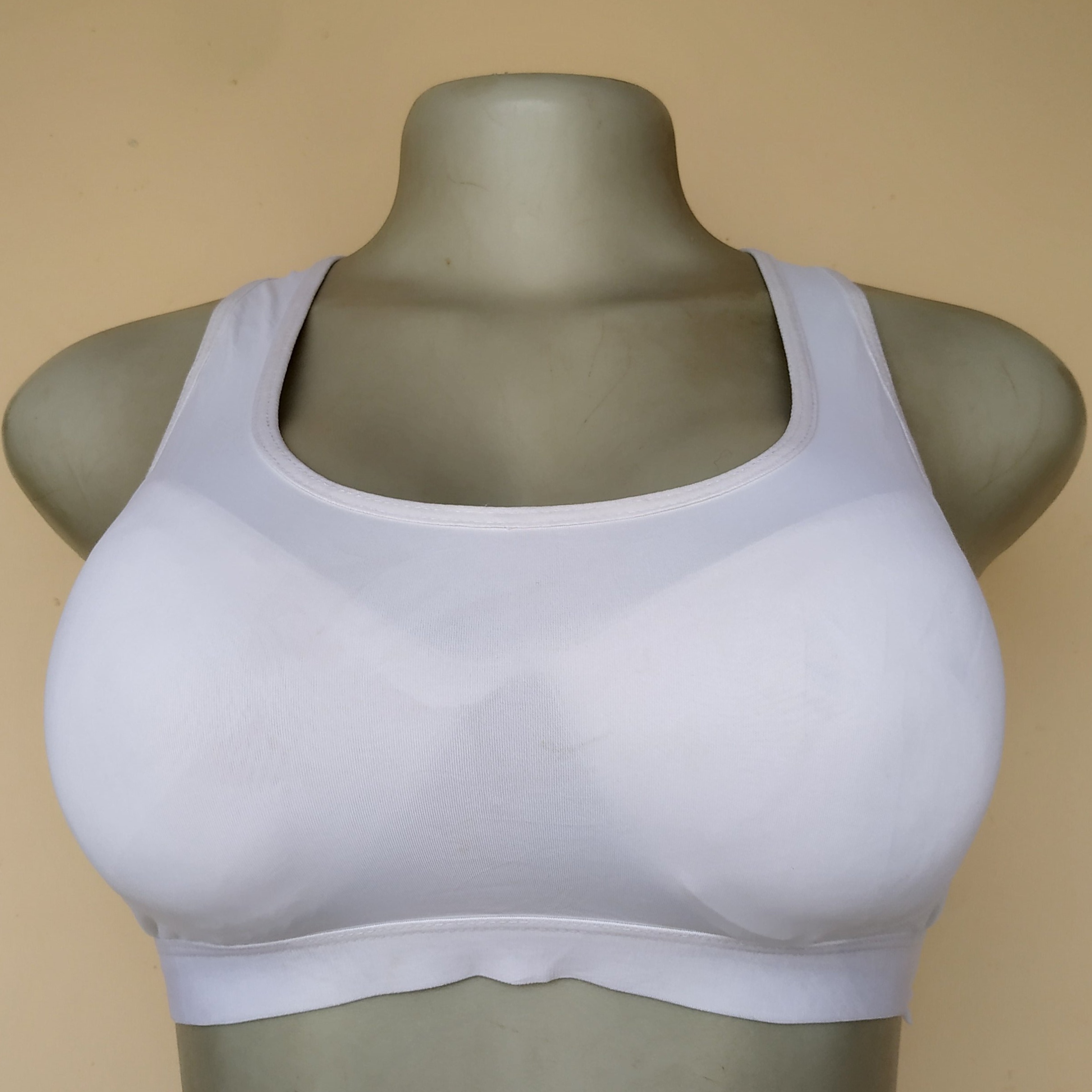UK 8 - Unbranded White Sports Bra