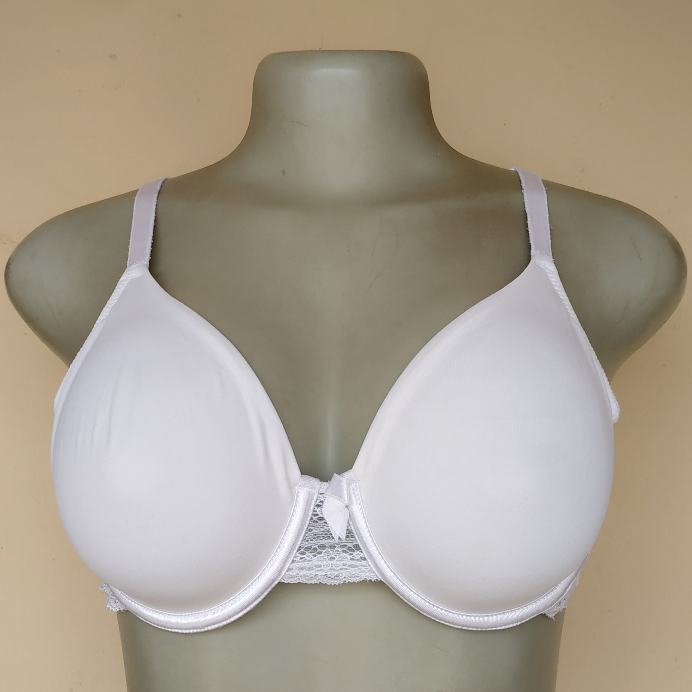 38B - Tu White Lycra Non Padded Bra