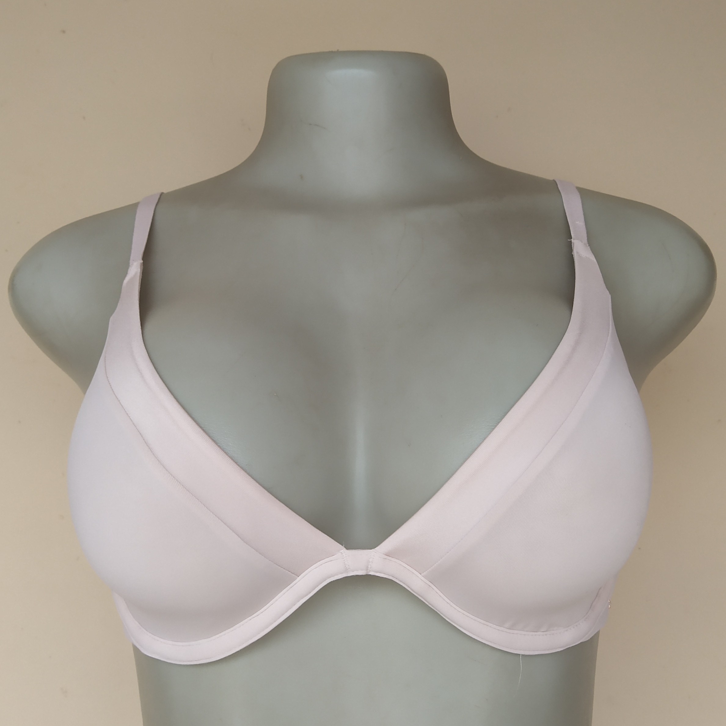 36B - Secret Possessions Pink Plunge Non Padded Bra