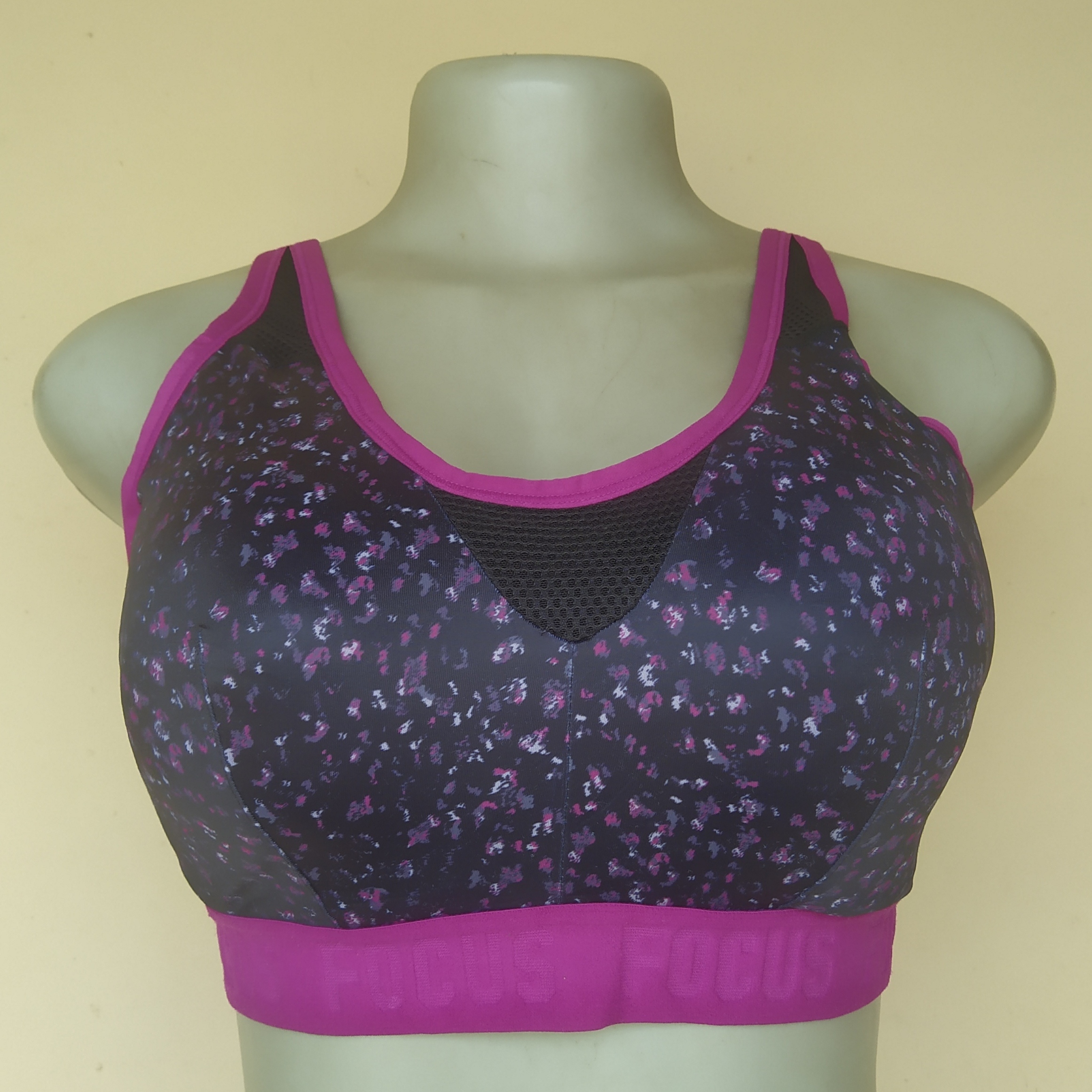 3Y_61Iqnm-KfXJQokRqPMFZ_8Gz-Xv6uB2oF_p2kfpA