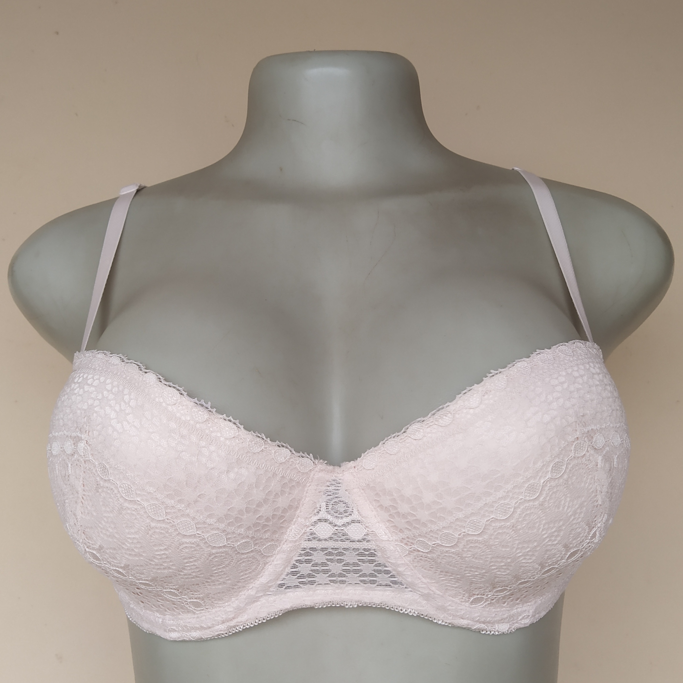 ndPYXXsFMmWGnxJsrwkkL4hAm8GCUfc7_REZm-Bql0E