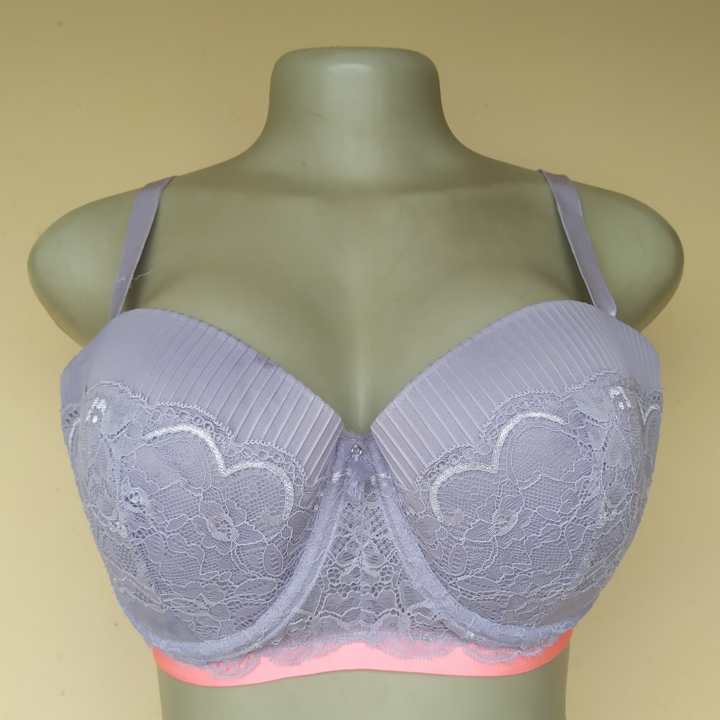 vFKHmud6TlVbhXTsiqKHRPBDwmQJiDbWqEUl7OKEKks