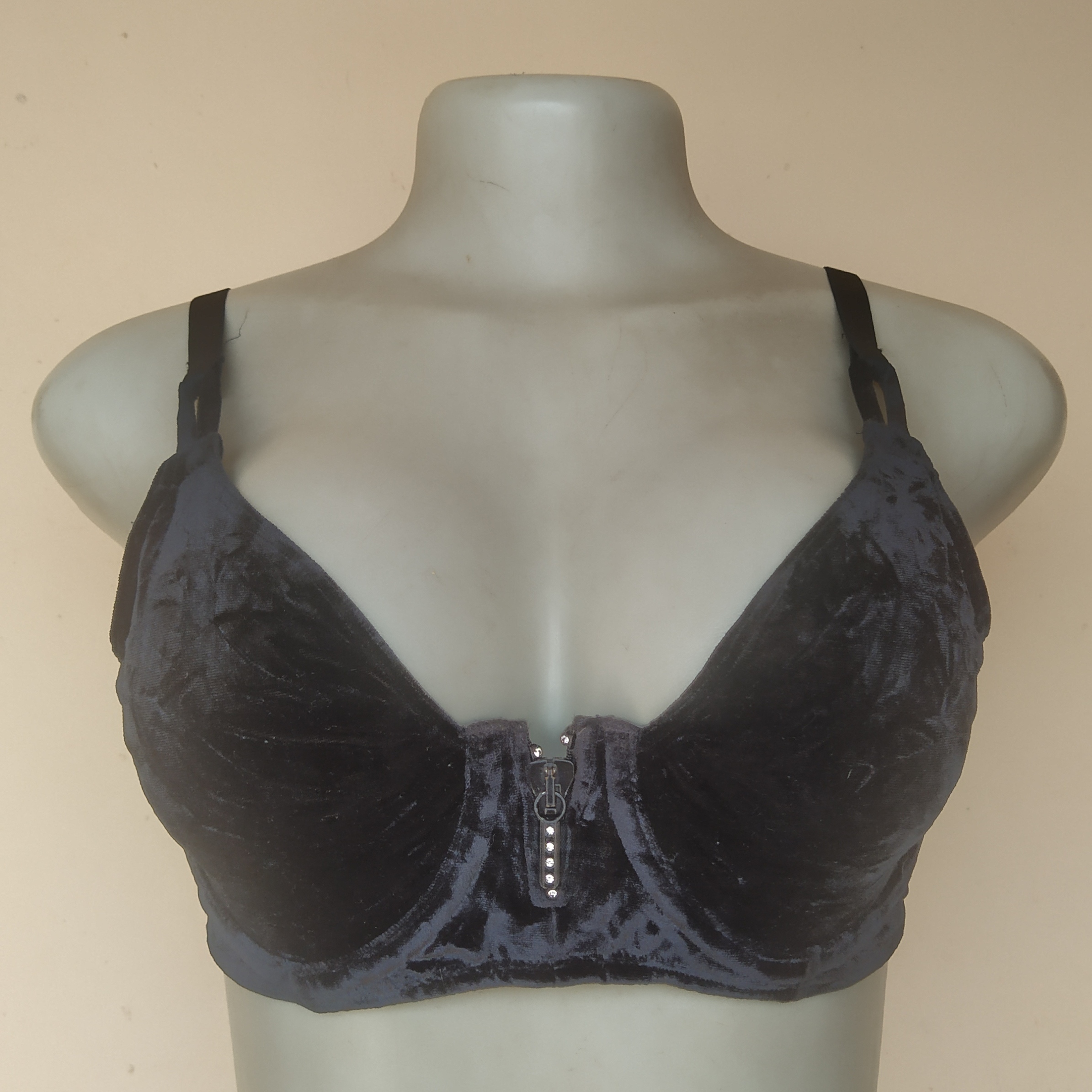 34C - Unbranded Black Velvet Non Padded Bra