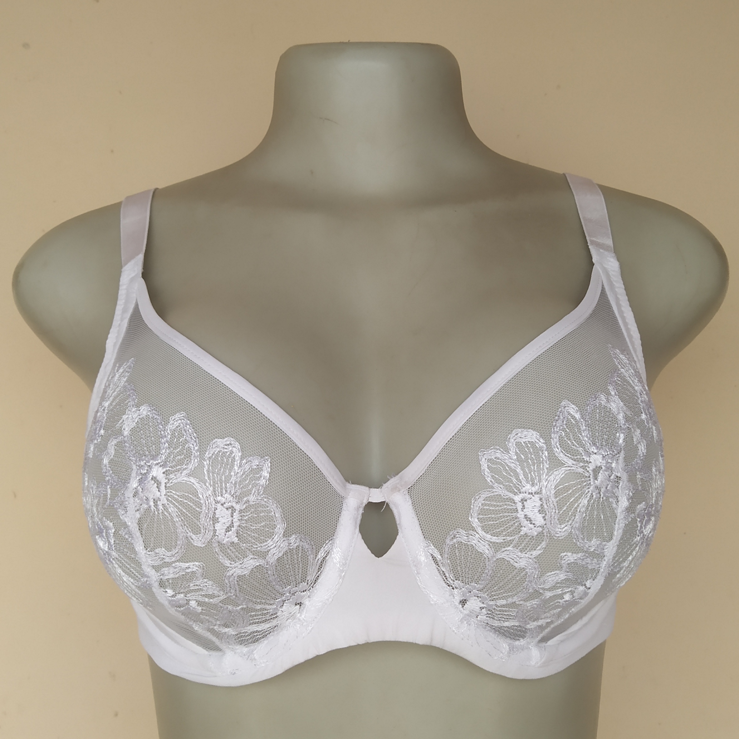 32DD - M&S Off White Non Padded Bra
