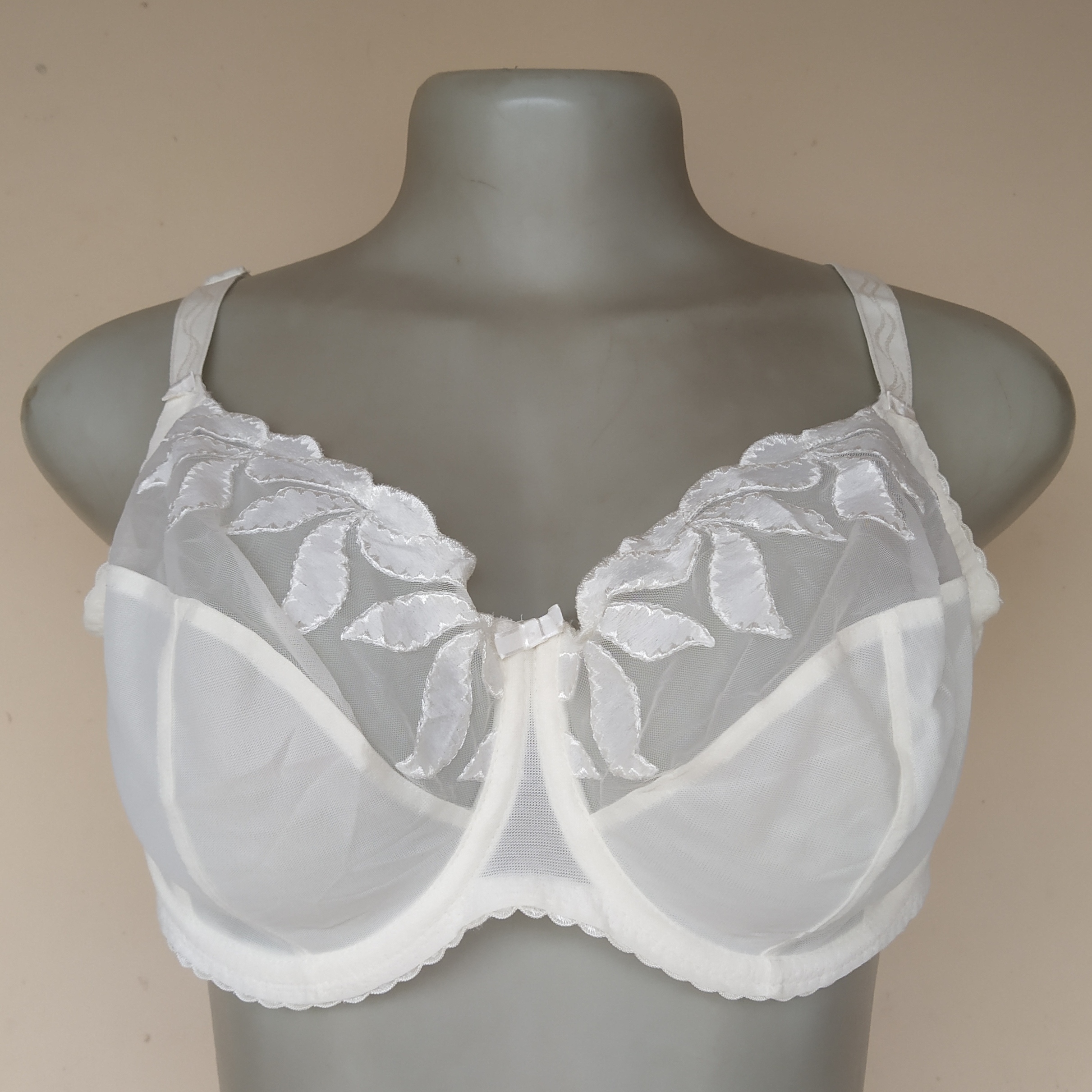 38D - Fantasie Cream Non Padded Bra