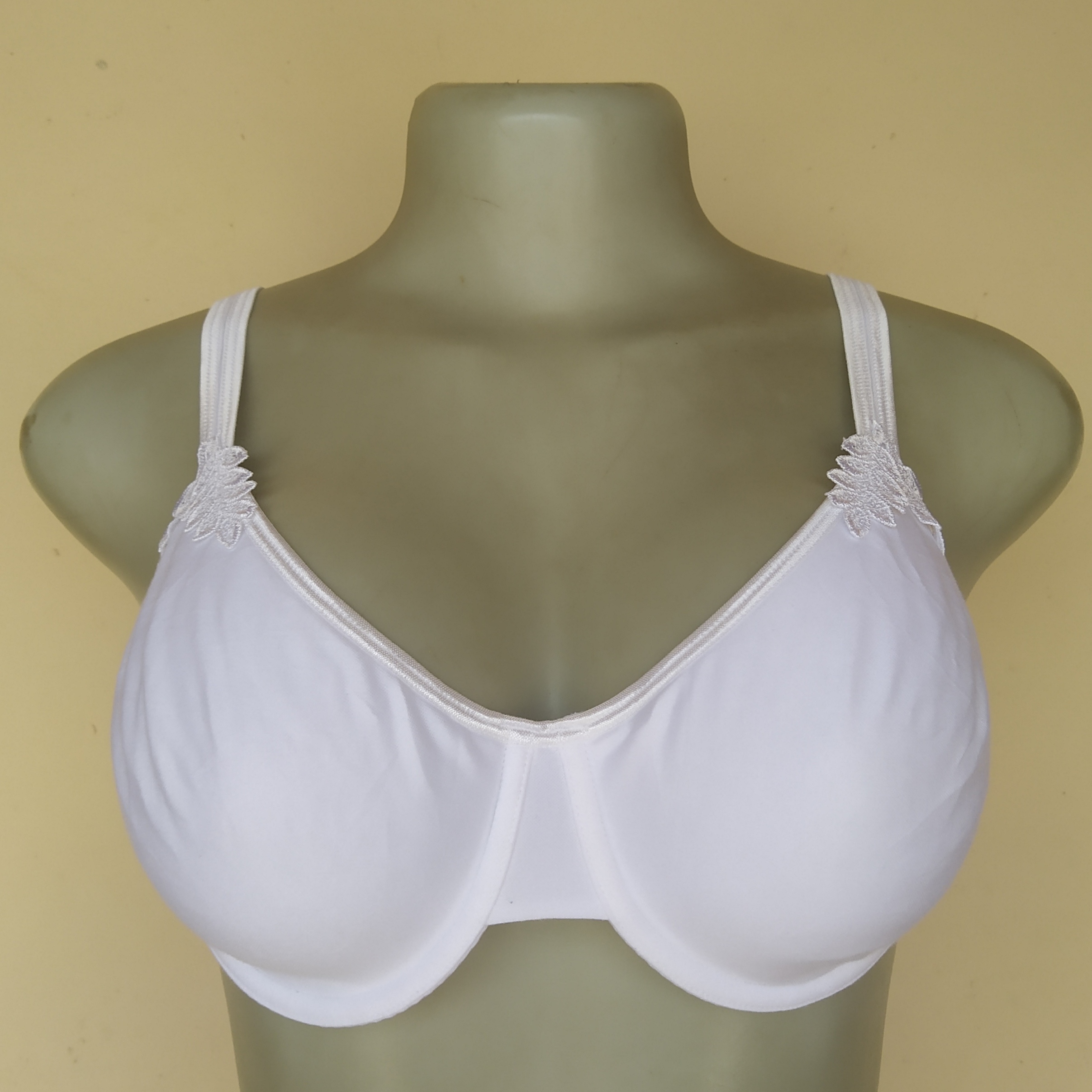 38B - Marks And Spencers White Non Padded Bra