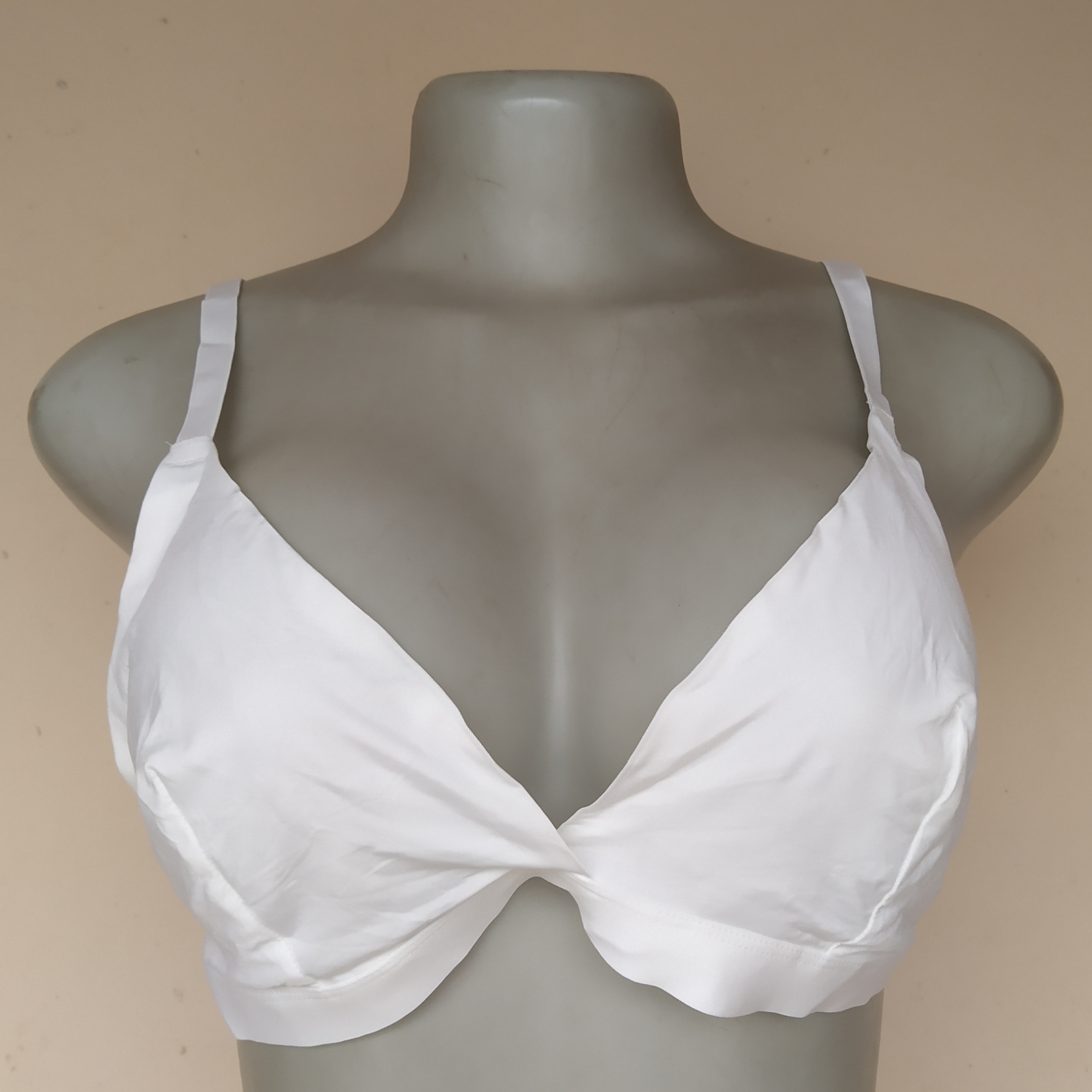 UK 16 - Primark White Bralette