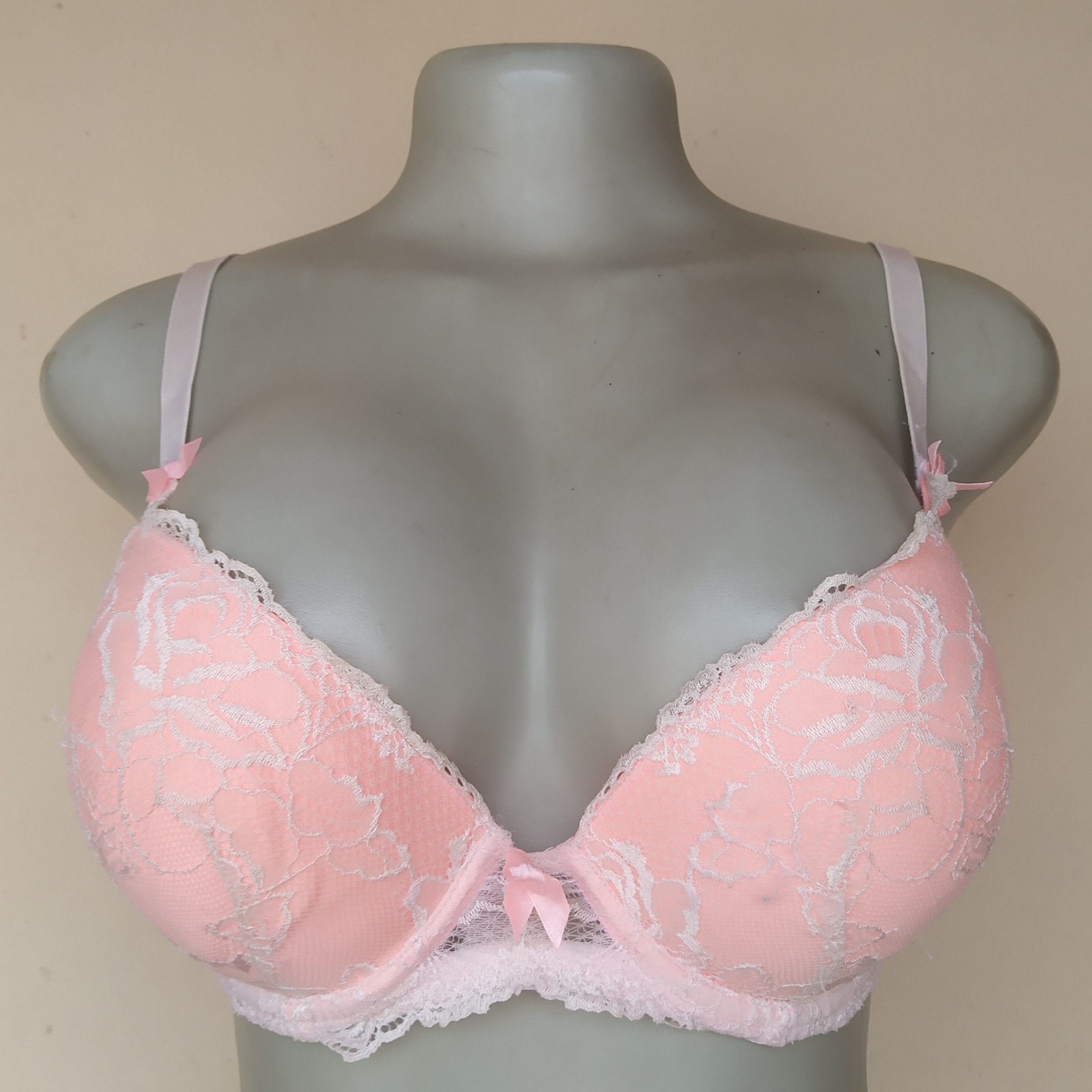 32DD - New Look Two Tone Push Up