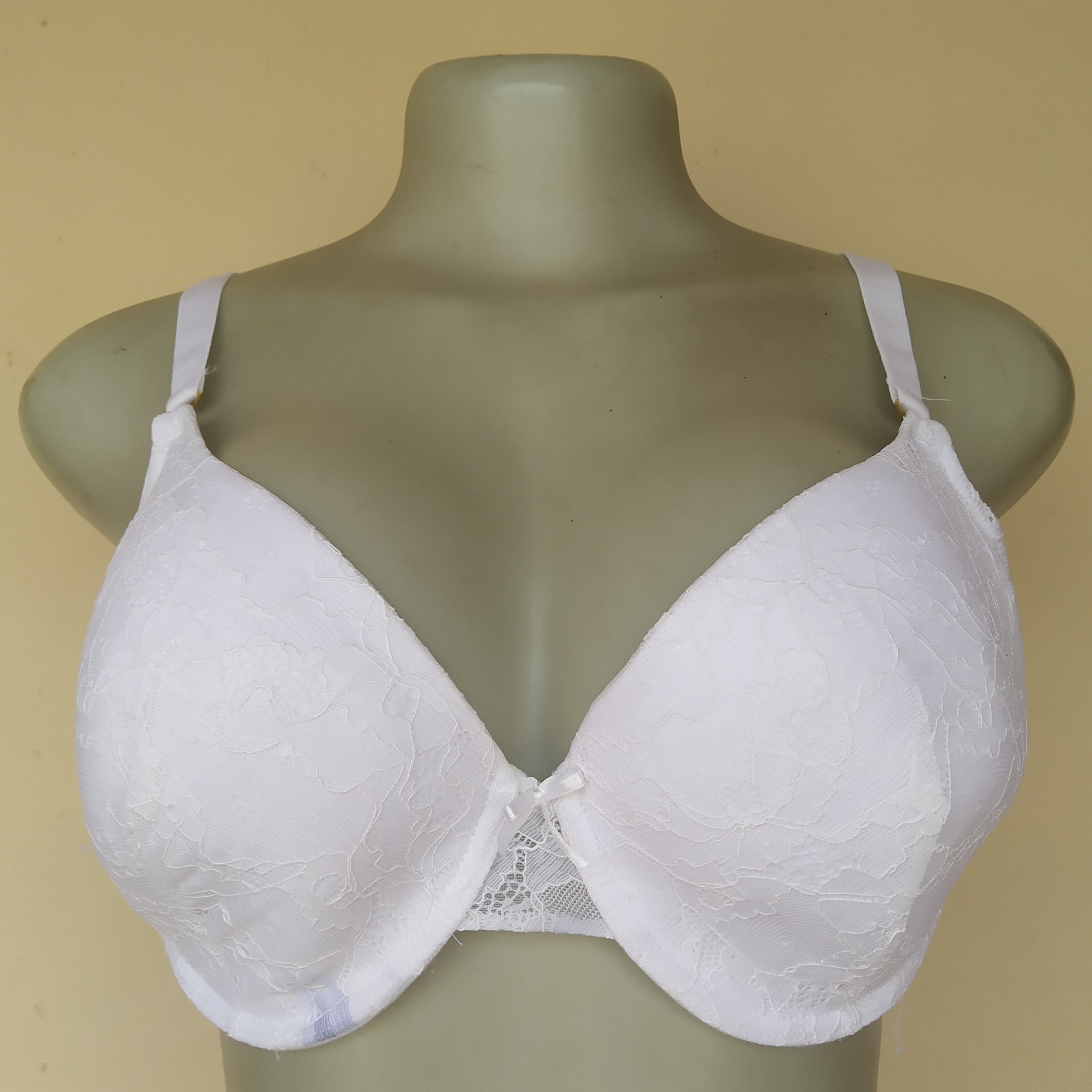 36E - Secret Possessions White Light Padded Bra [ink]