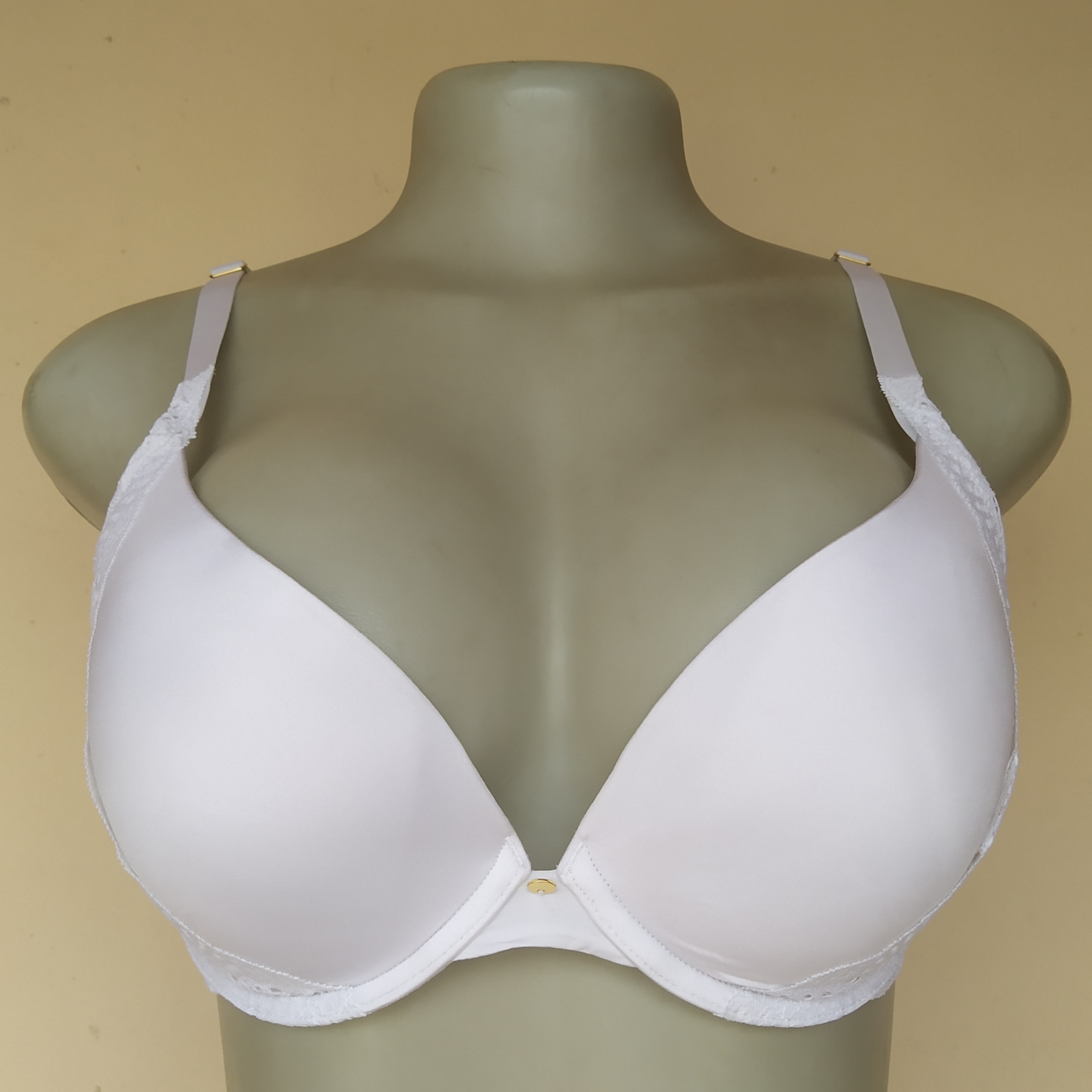 32DD - M And S White Light Padded Bra