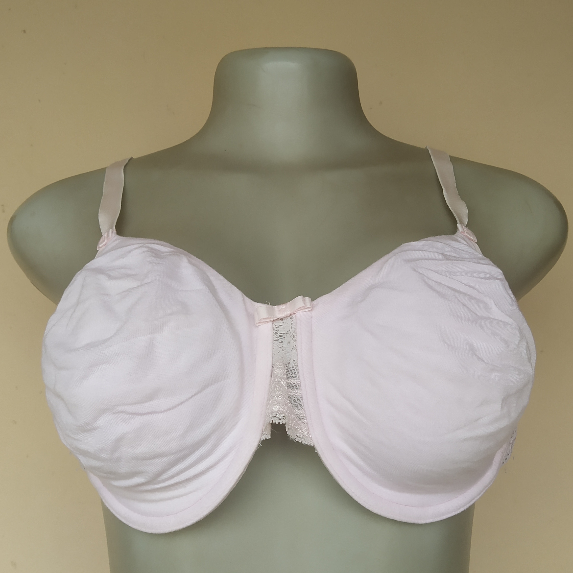 40C - Marks and Spencer Pink Cotton Non Padded Bra[Hairy]