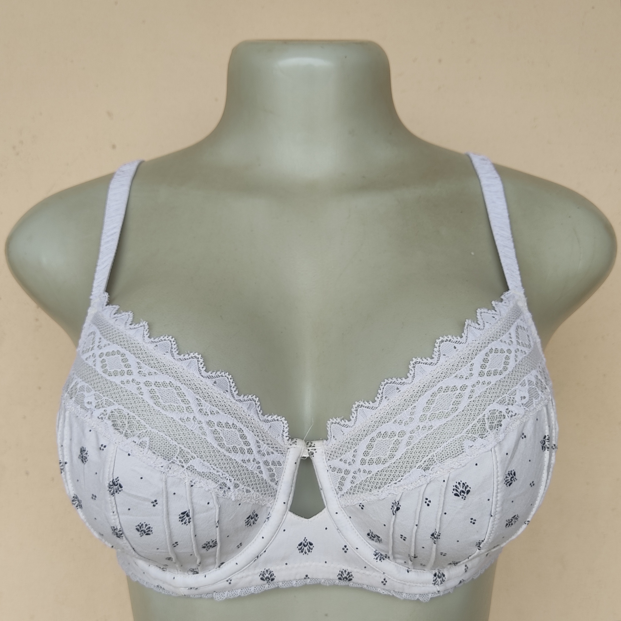 36C - M and S Print Non Padded Bra