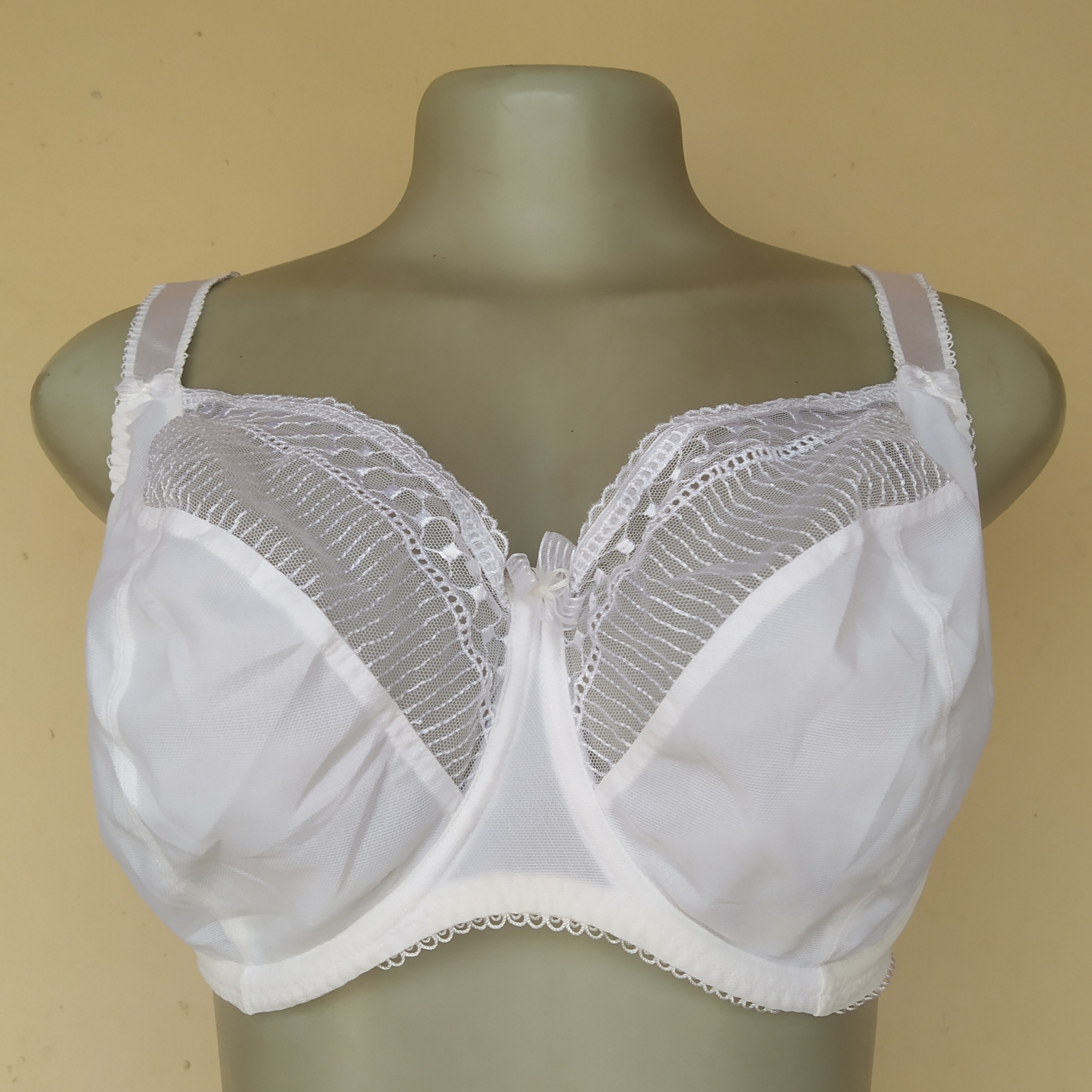 34H - Bravissimo Cream Non Padded Bra