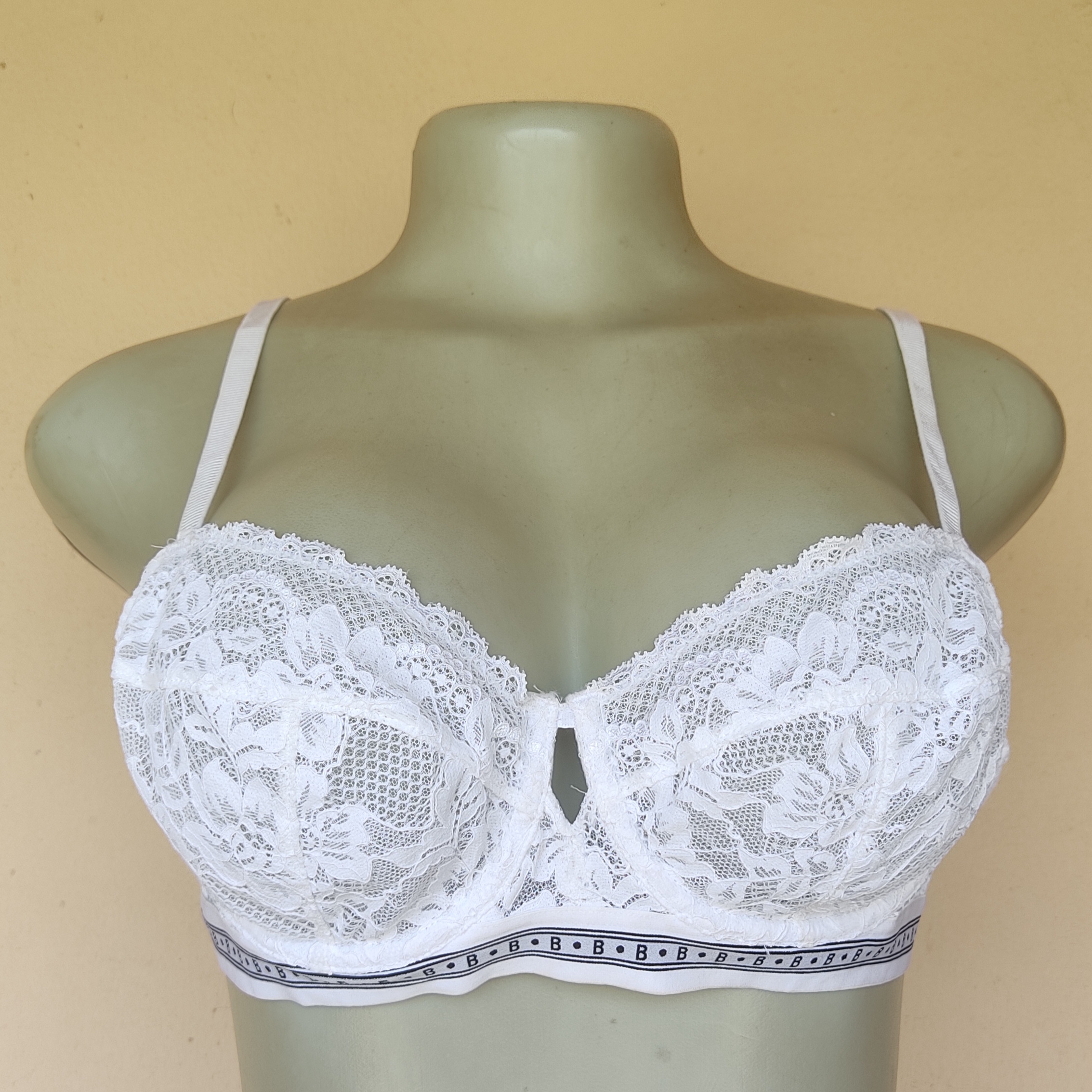 38A - M and S Two Color Non Padded Bra