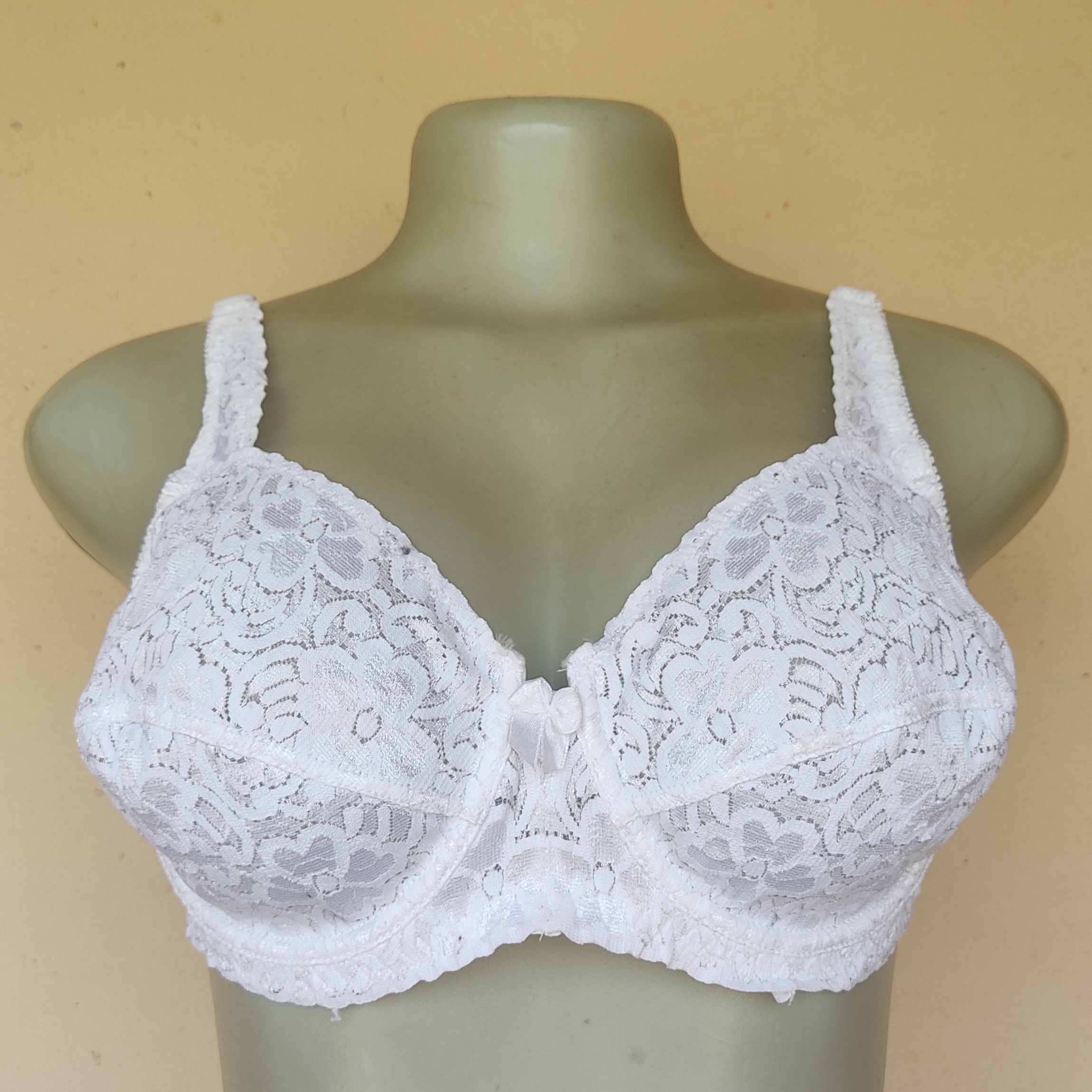 38D - Bonmarche White Non Padded Bra
