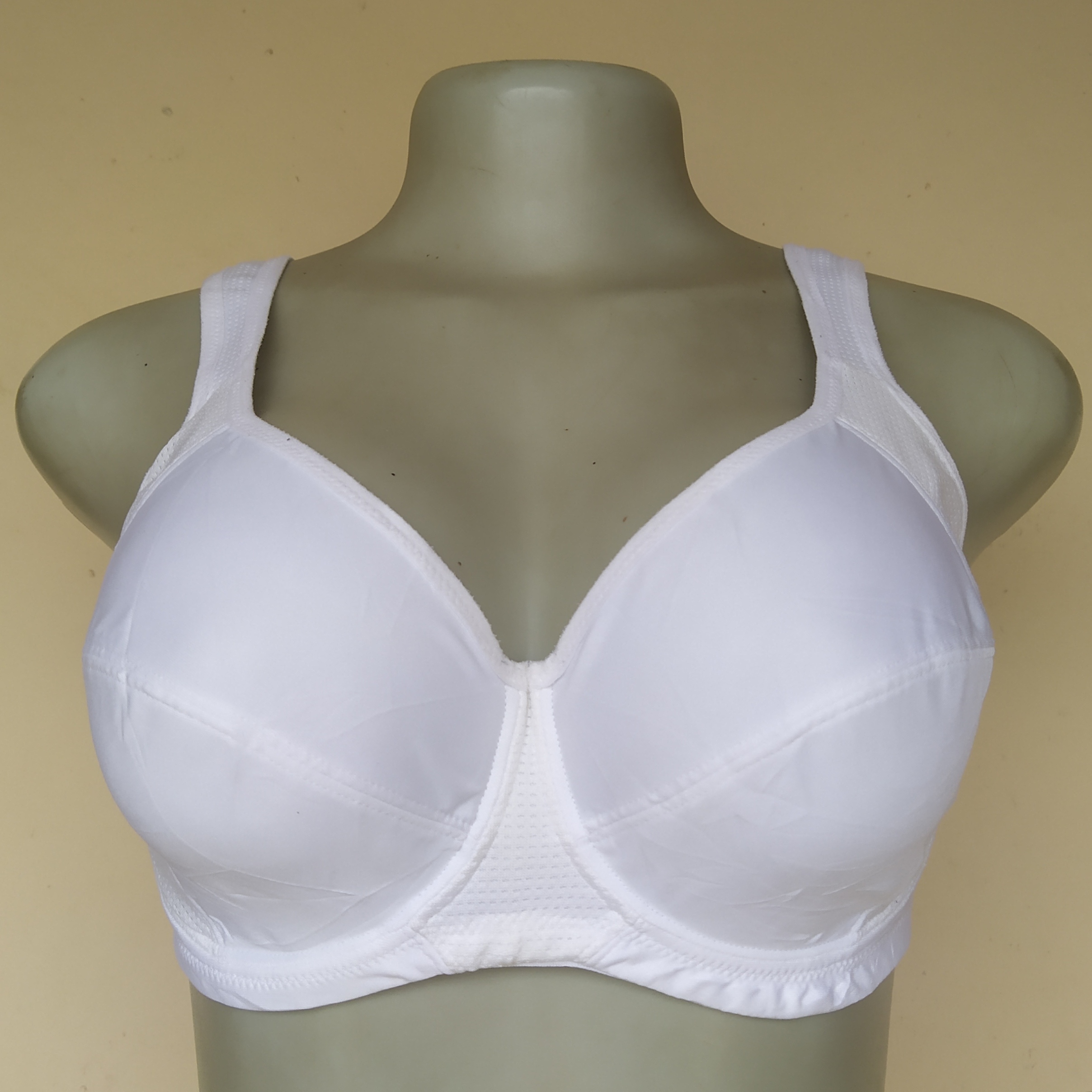 32DD- Marks and Spencer White  Non Padded Bra