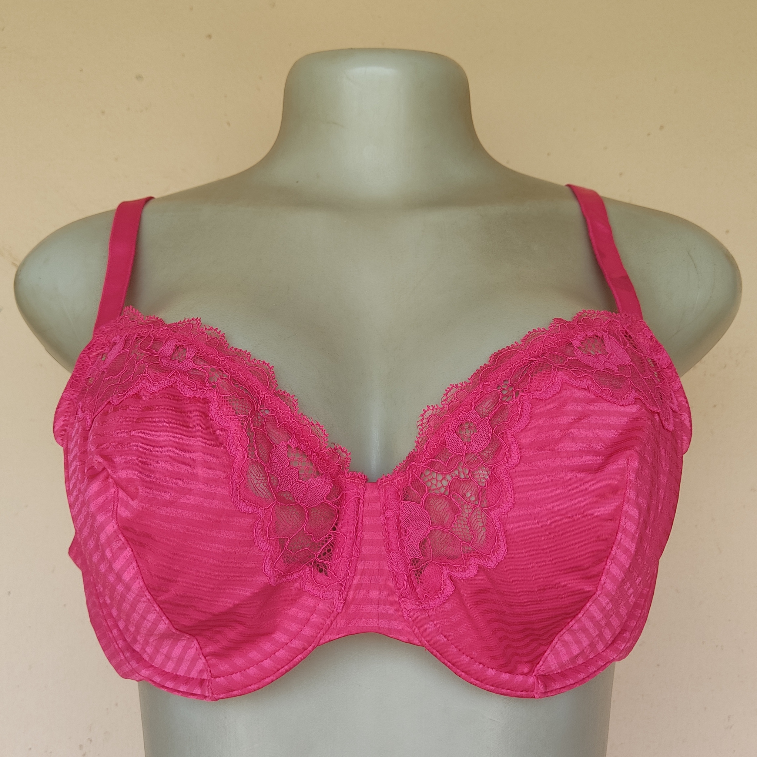 38C- Pretty Secrets Pink Non Padded Bra(Premium)