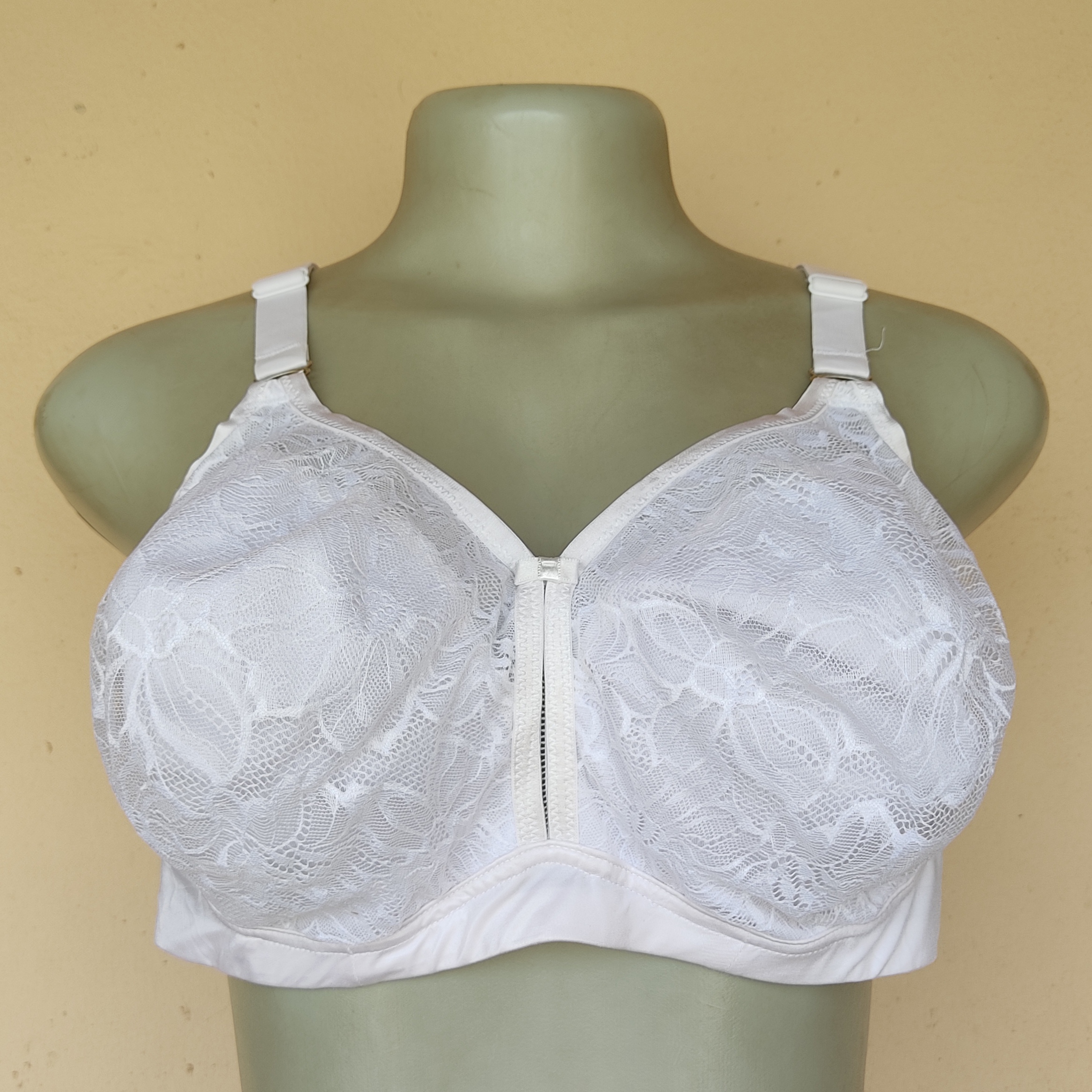 42B - M and S White Non Wired Non Padded Bra