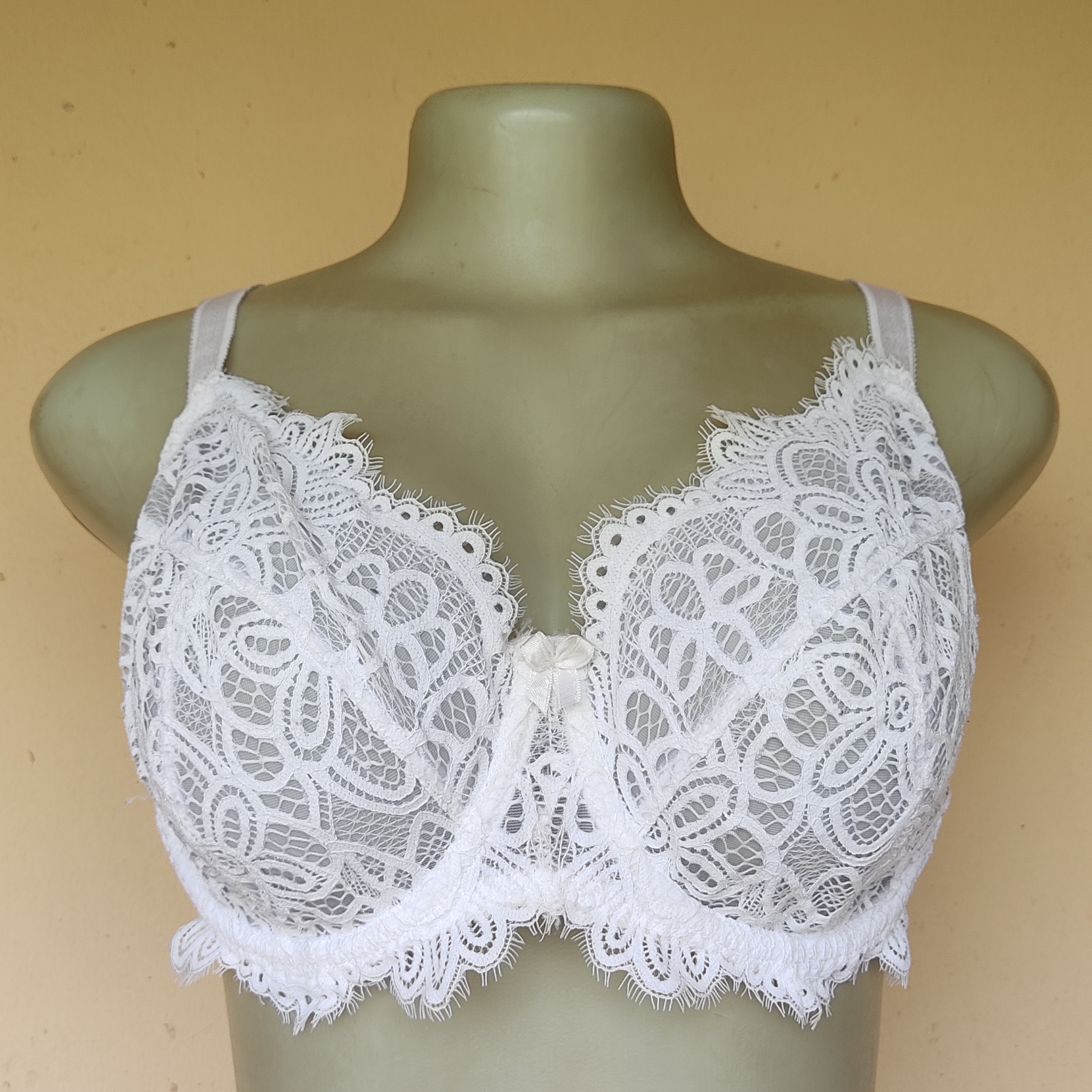 44B- Pretty Secret Cream Non Padded Bra
