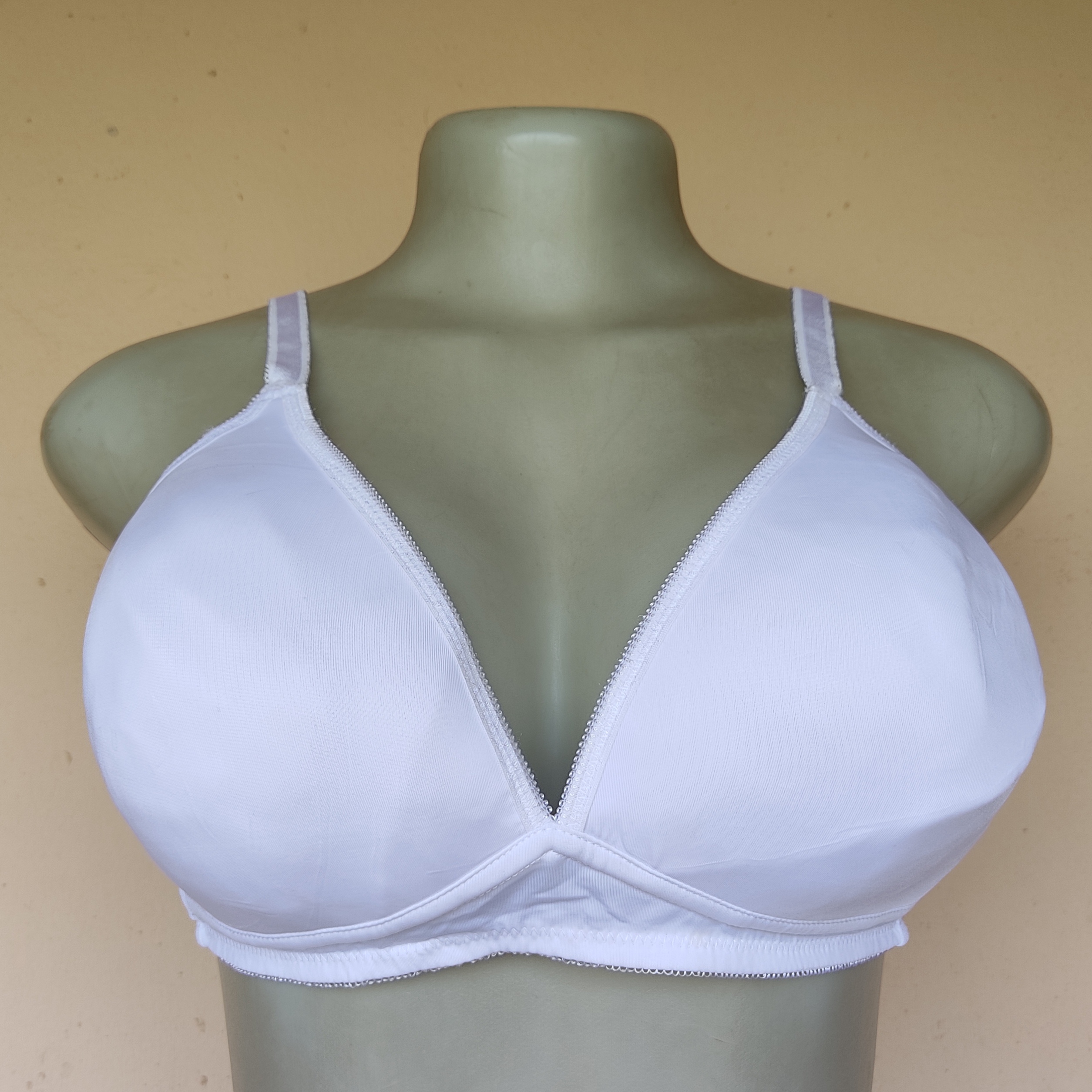 38C - M and Co White Non Wired Bra