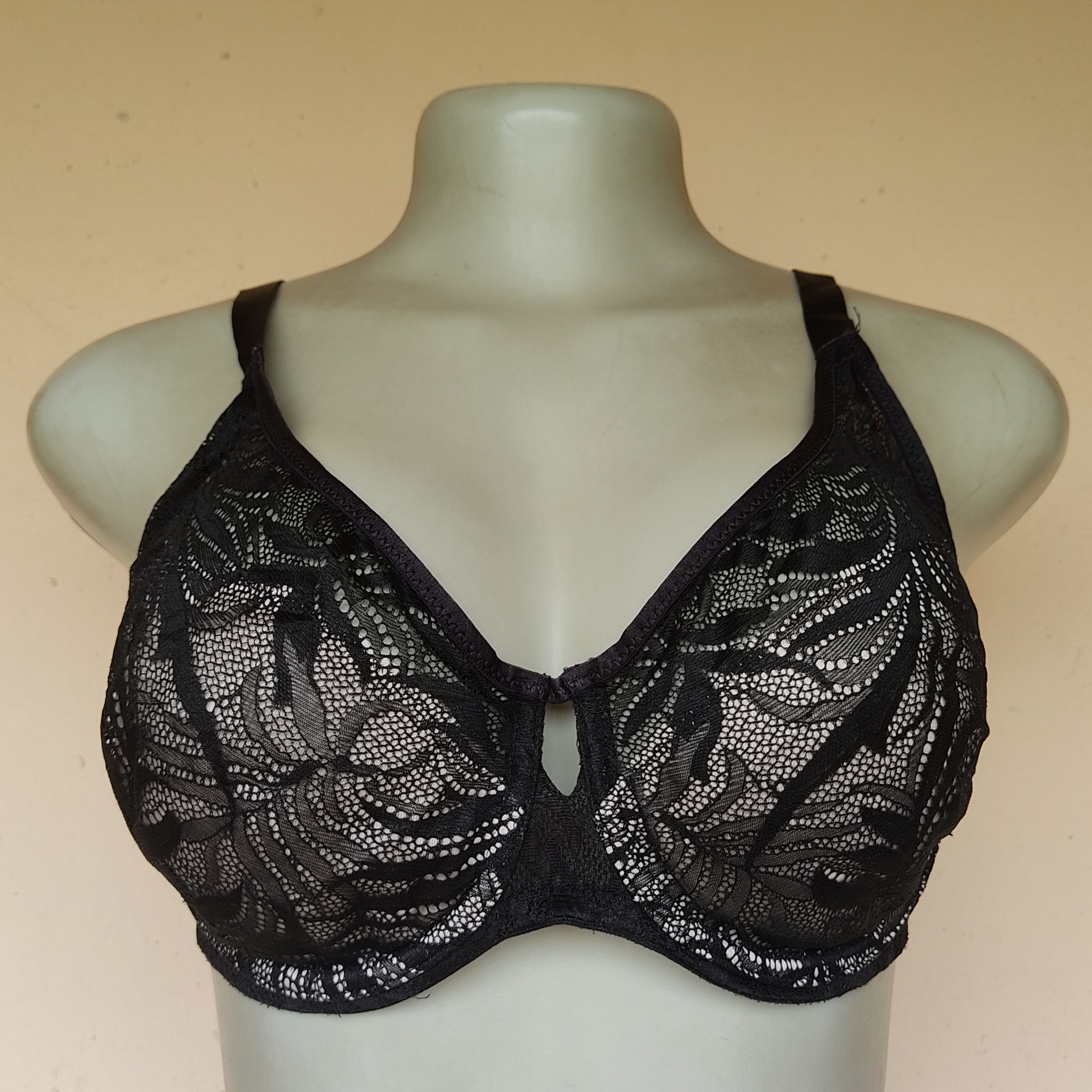 38C - Unbranded Two Tone Non Padded Bra