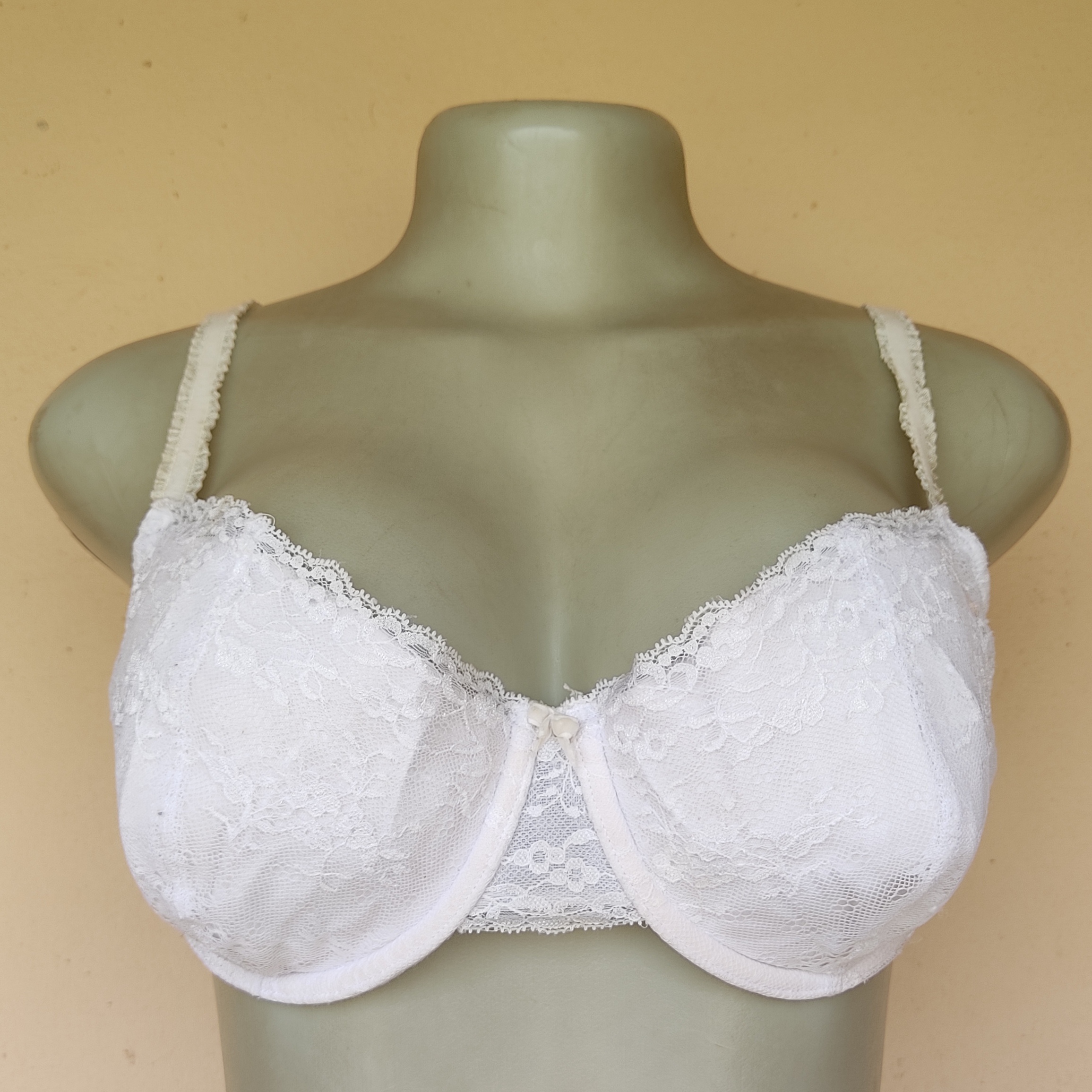 36C- Marks and Spencer OFF White Non Padded Bra