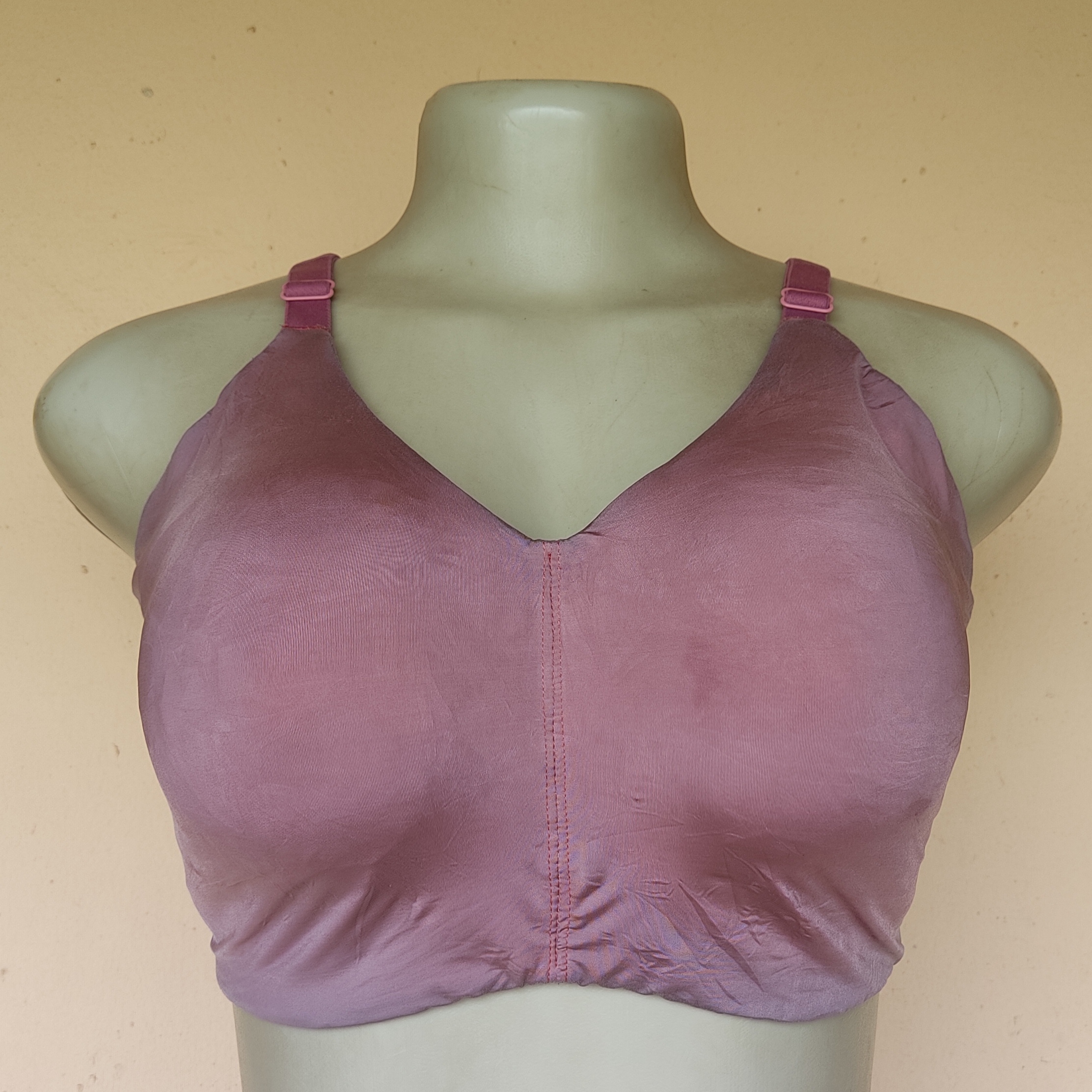 40D-M and S Off Color Non Wired Non Padded Bra