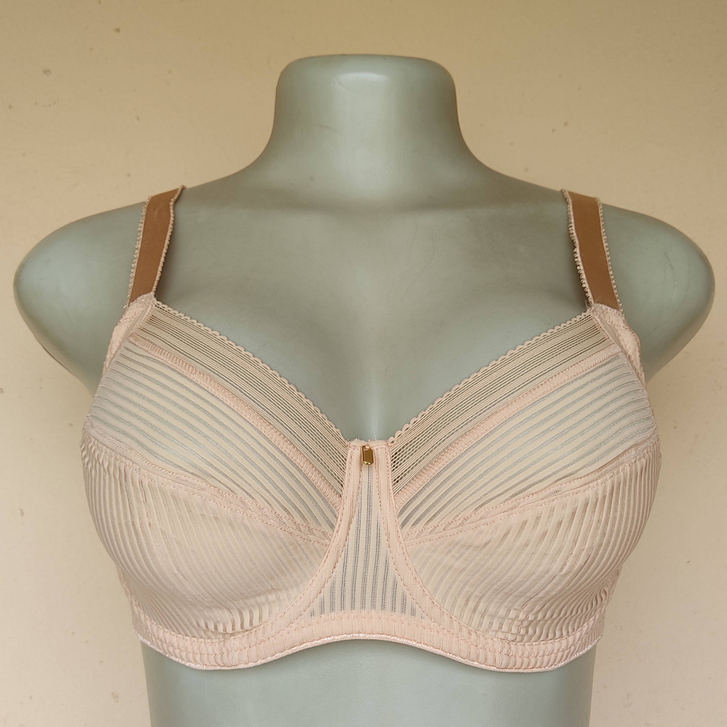 32DD- Fantasie Brown Non Padded Bra