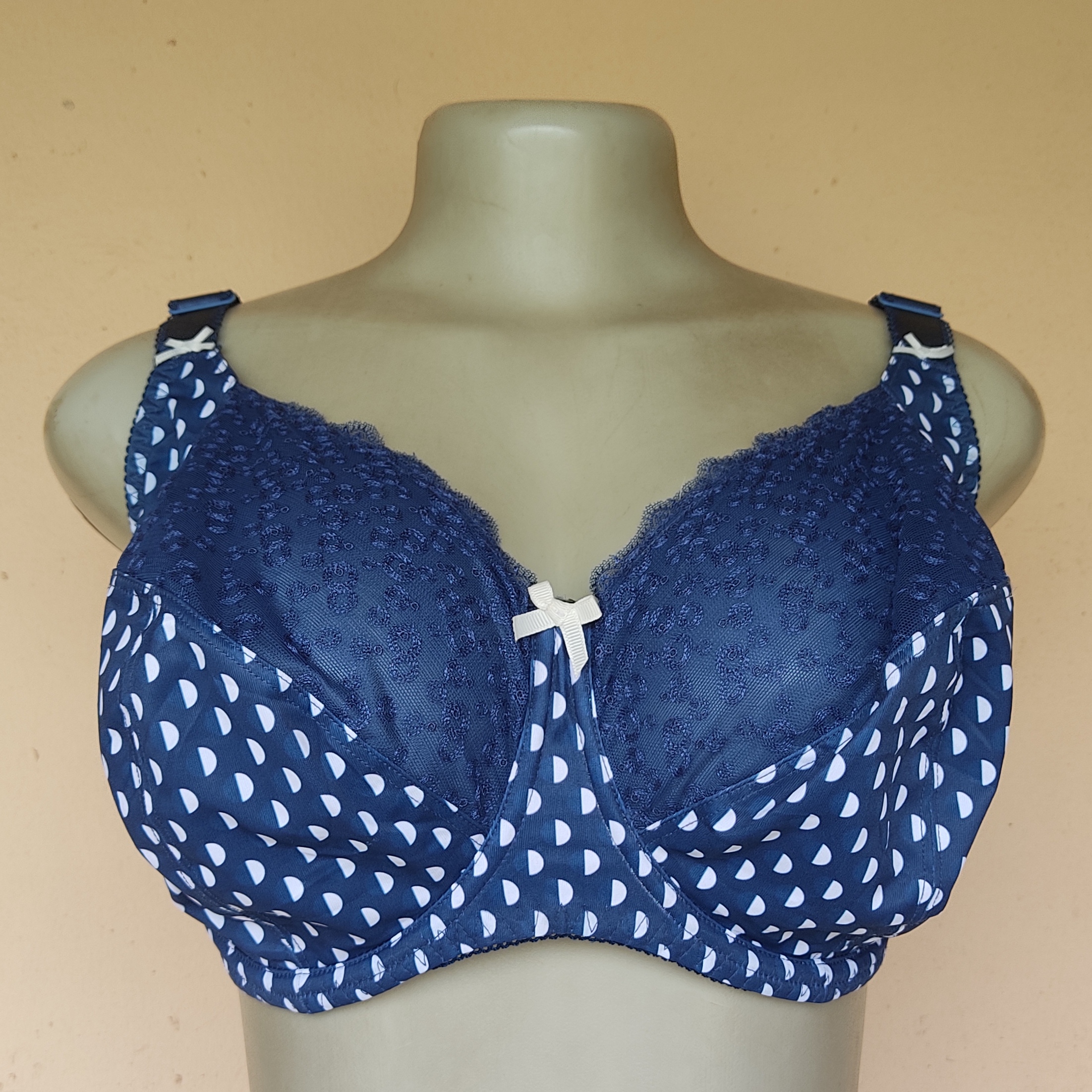 30J - Bravissimo Polka Dot Non Padded Bra