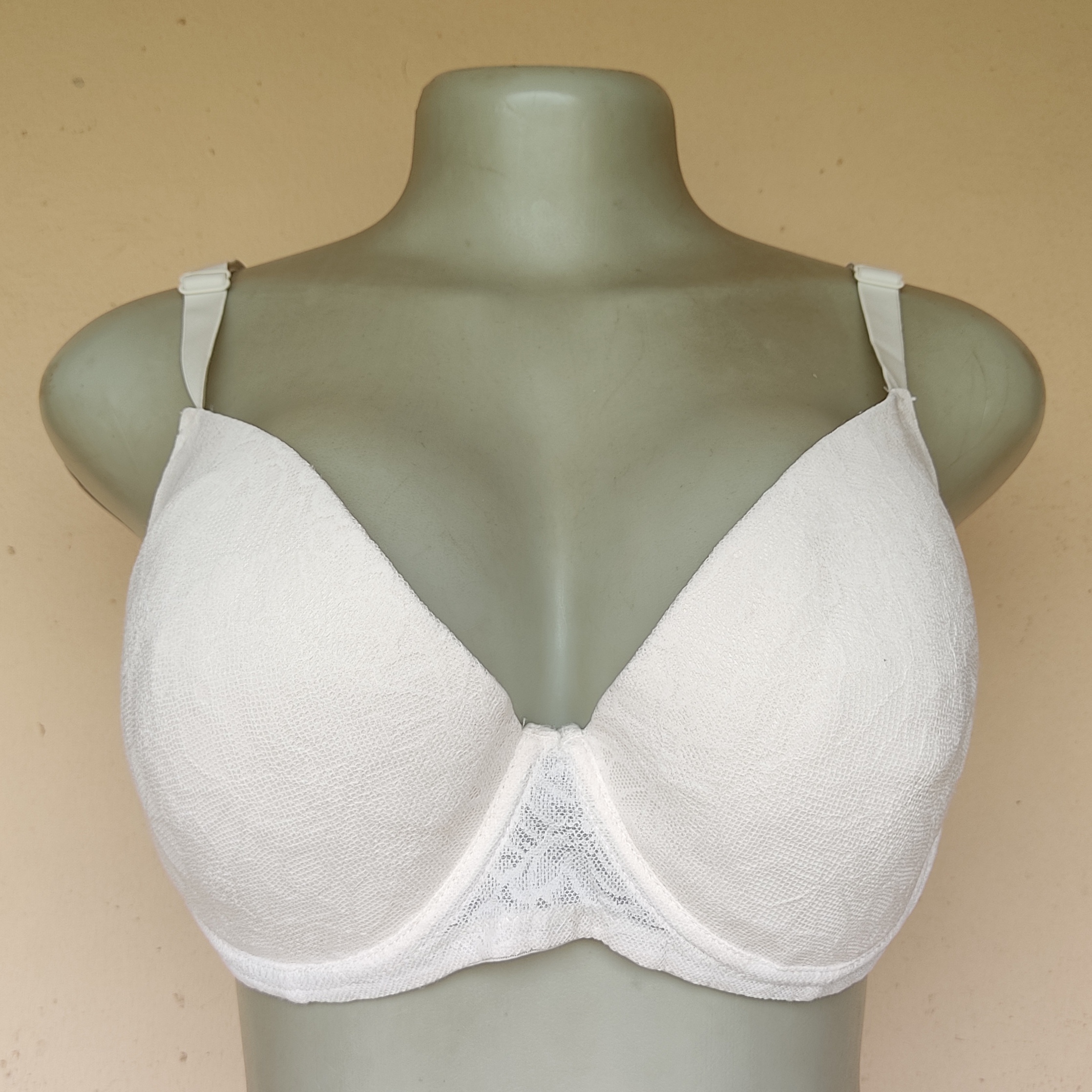 40D - Primark Cream Light Padded Bra